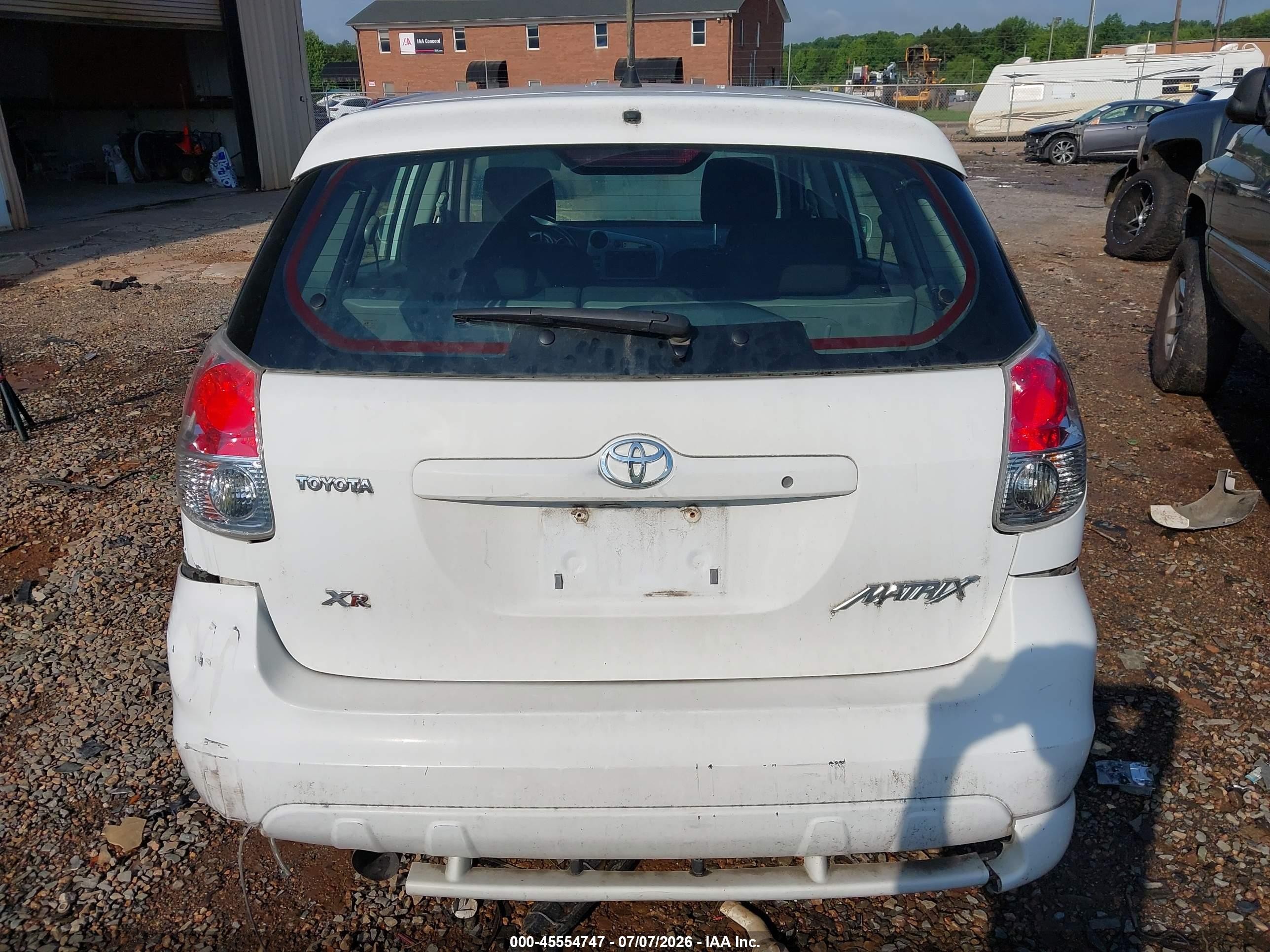2008 Toyota Matrix Xr White vin: 2T1KR32EX8C687658