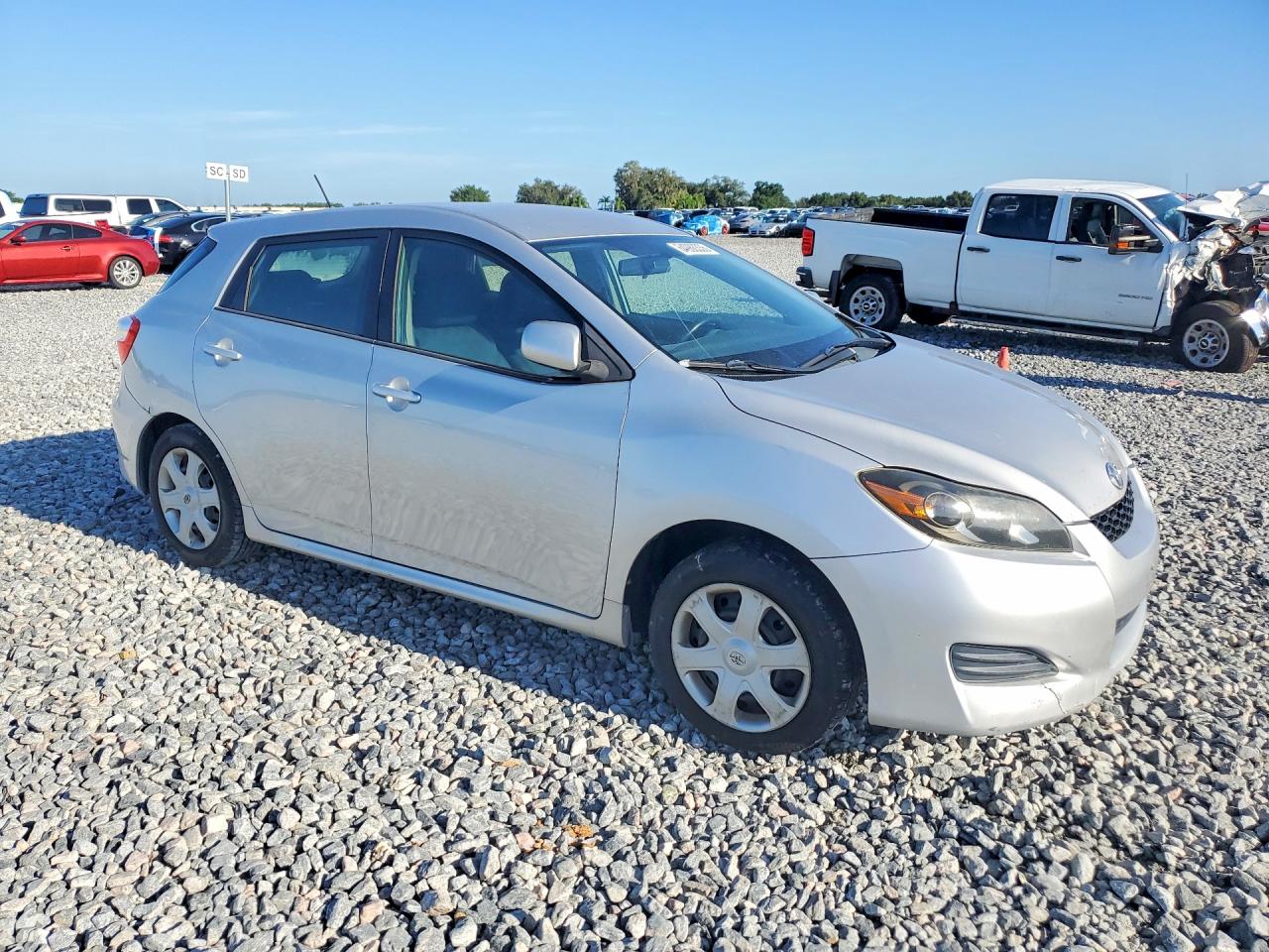 2009 Toyota Matrix Base Silver vin: 2T1KU40E09C007775