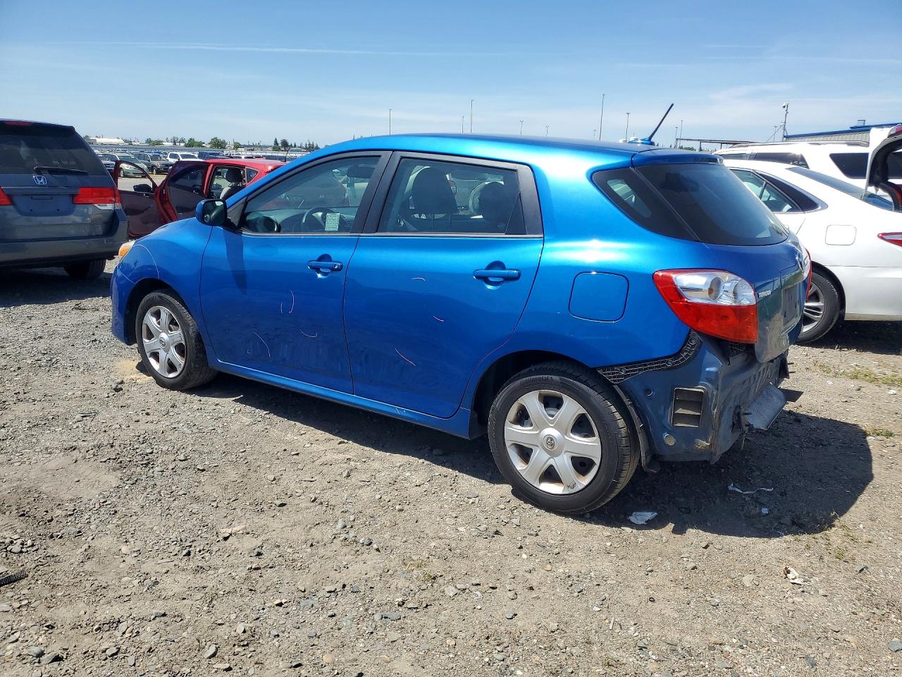 2009 Toyota Matrix Base Blue vin: 2T1KU40E09C013043