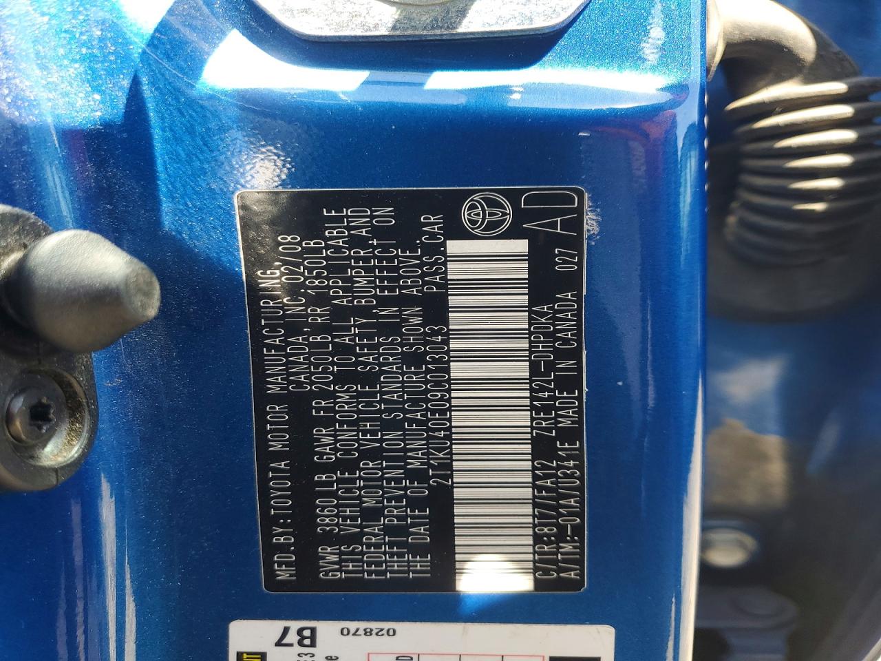 2009 Toyota Matrix Base Blue vin: 2T1KU40E09C013043