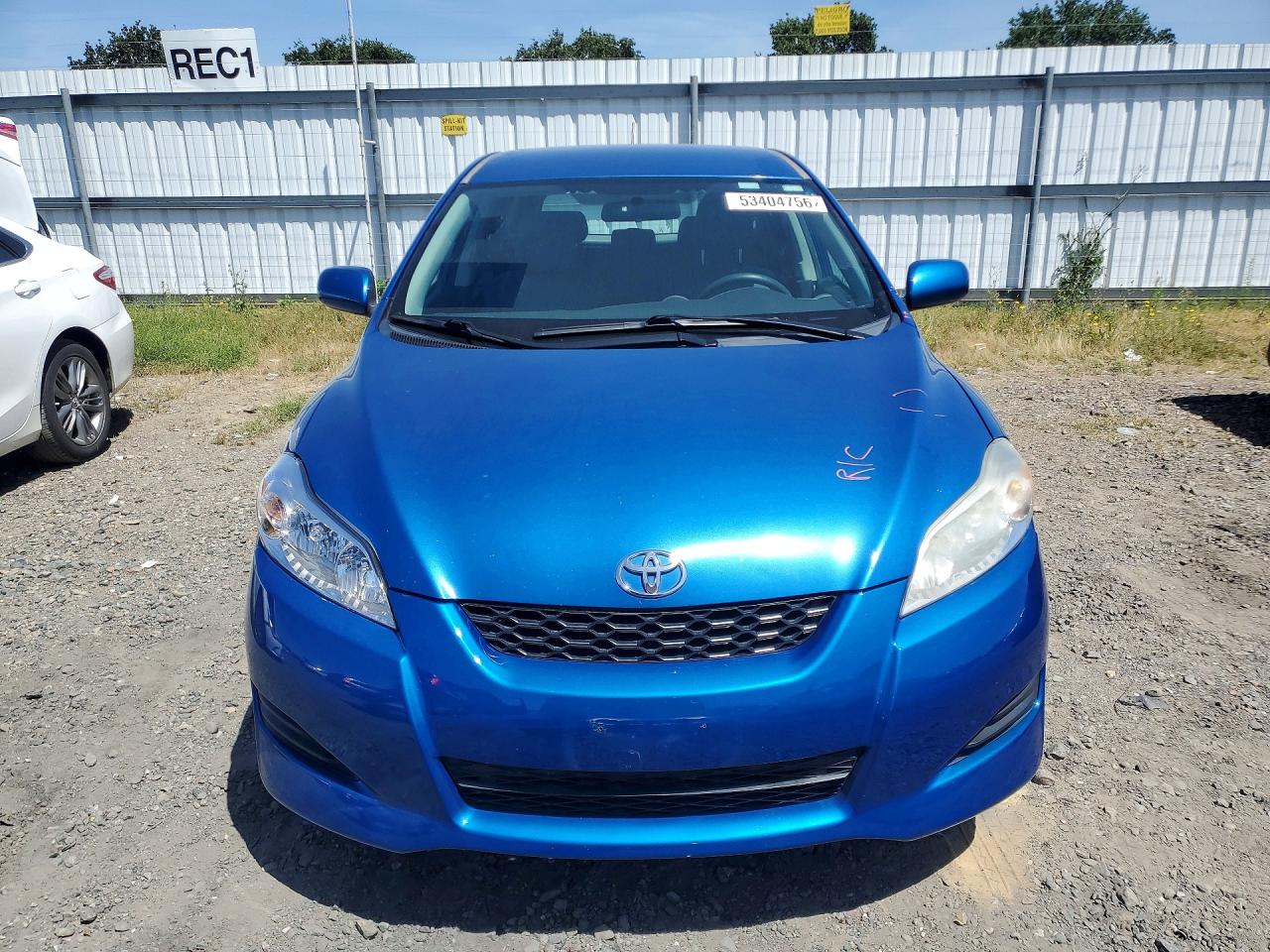 2009 Toyota Matrix Base Blue vin: 2T1KU40E09C013043
