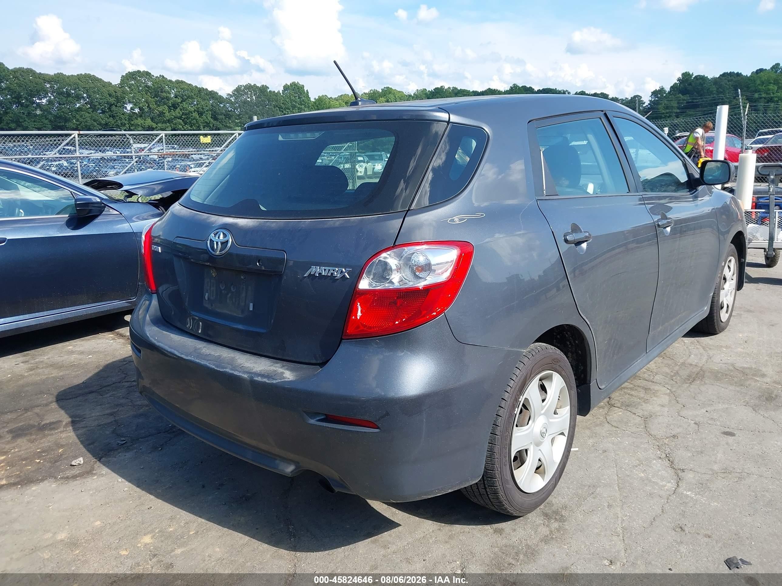 2009 Toyota Matrix   Серый vin: 2T1KU40E09C029727