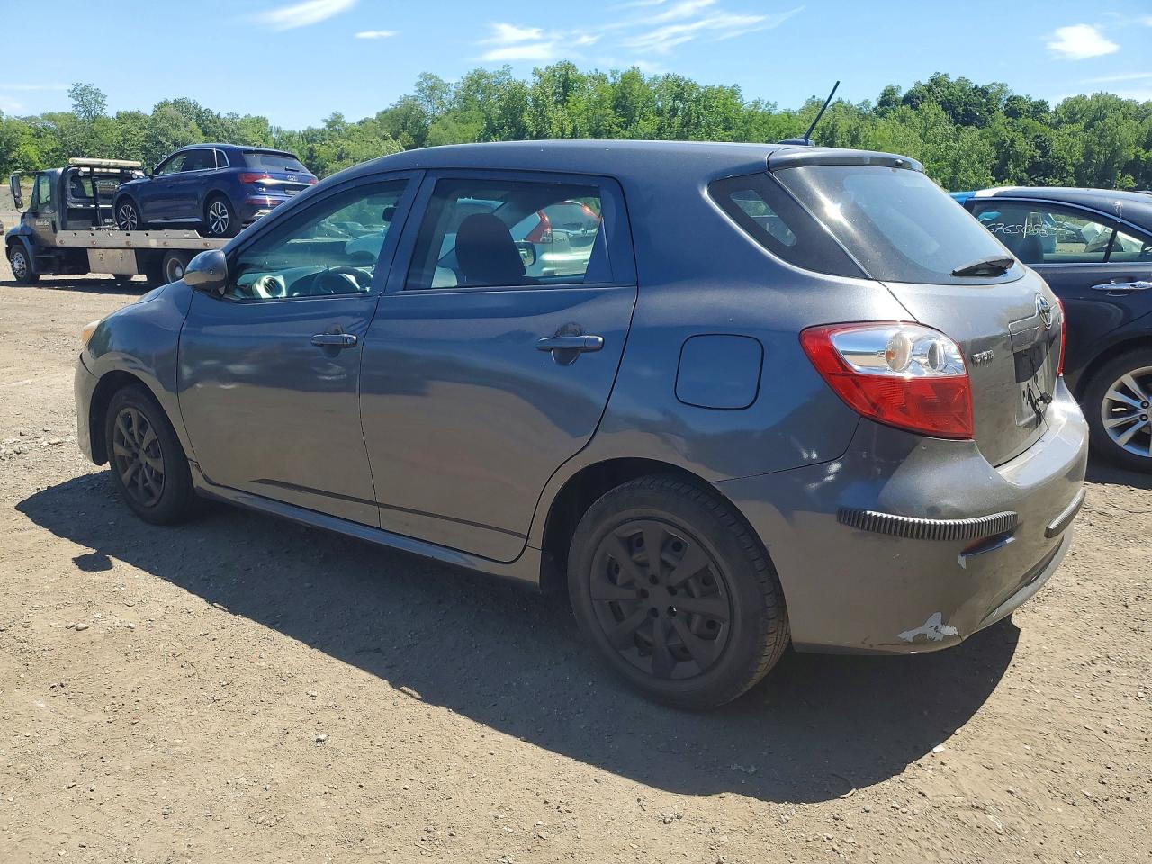2009 Toyota Matrix Base Gray vin: 2T1KU40E09C093847