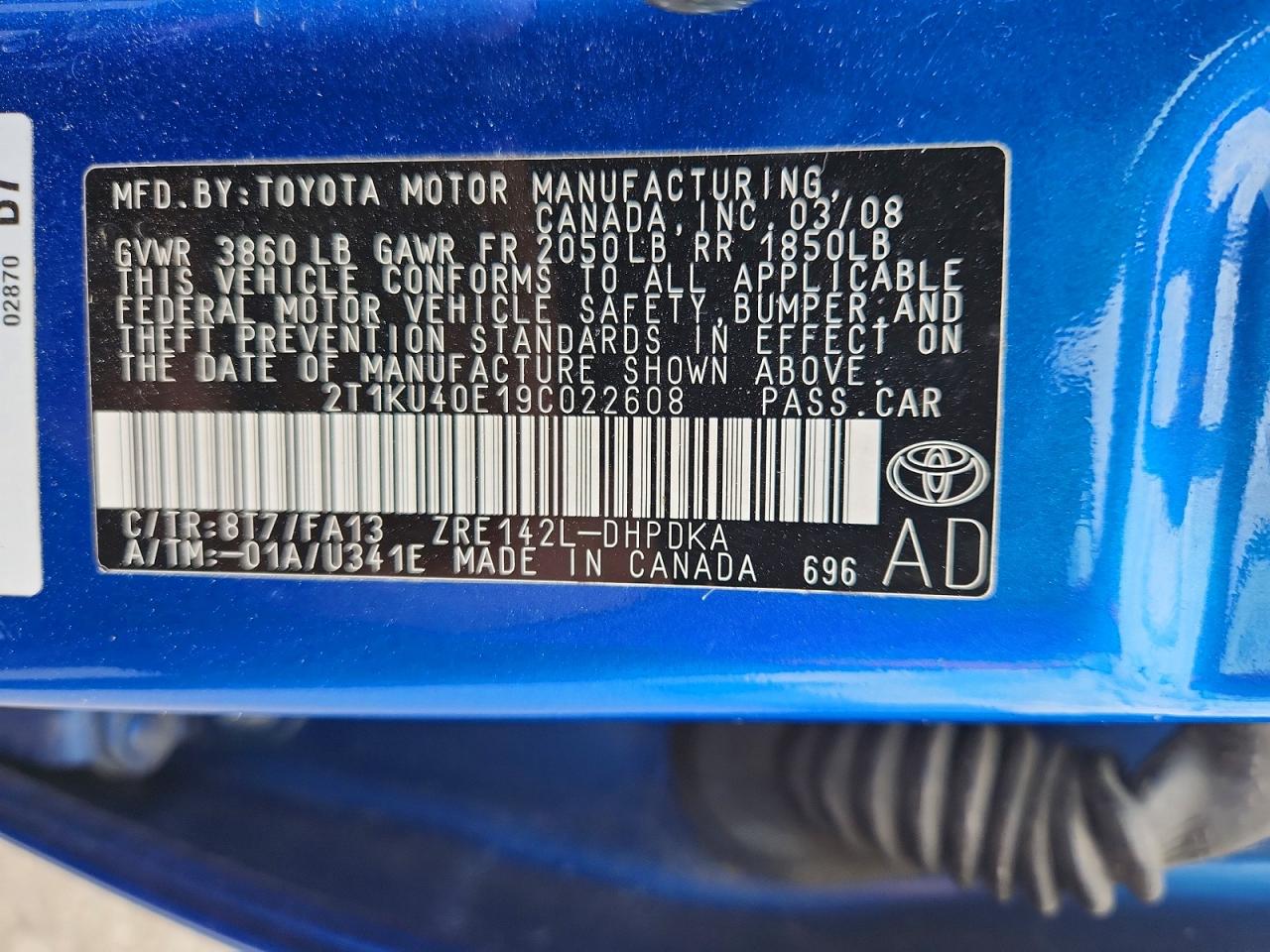 2009 Toyota Matrix Base Синий vin: 2T1KU40E19C022608