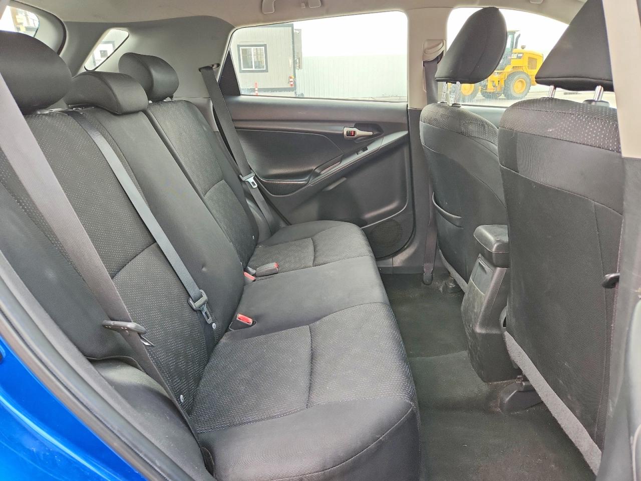 2009 Toyota Matrix Base Синий vin: 2T1KU40E19C022608