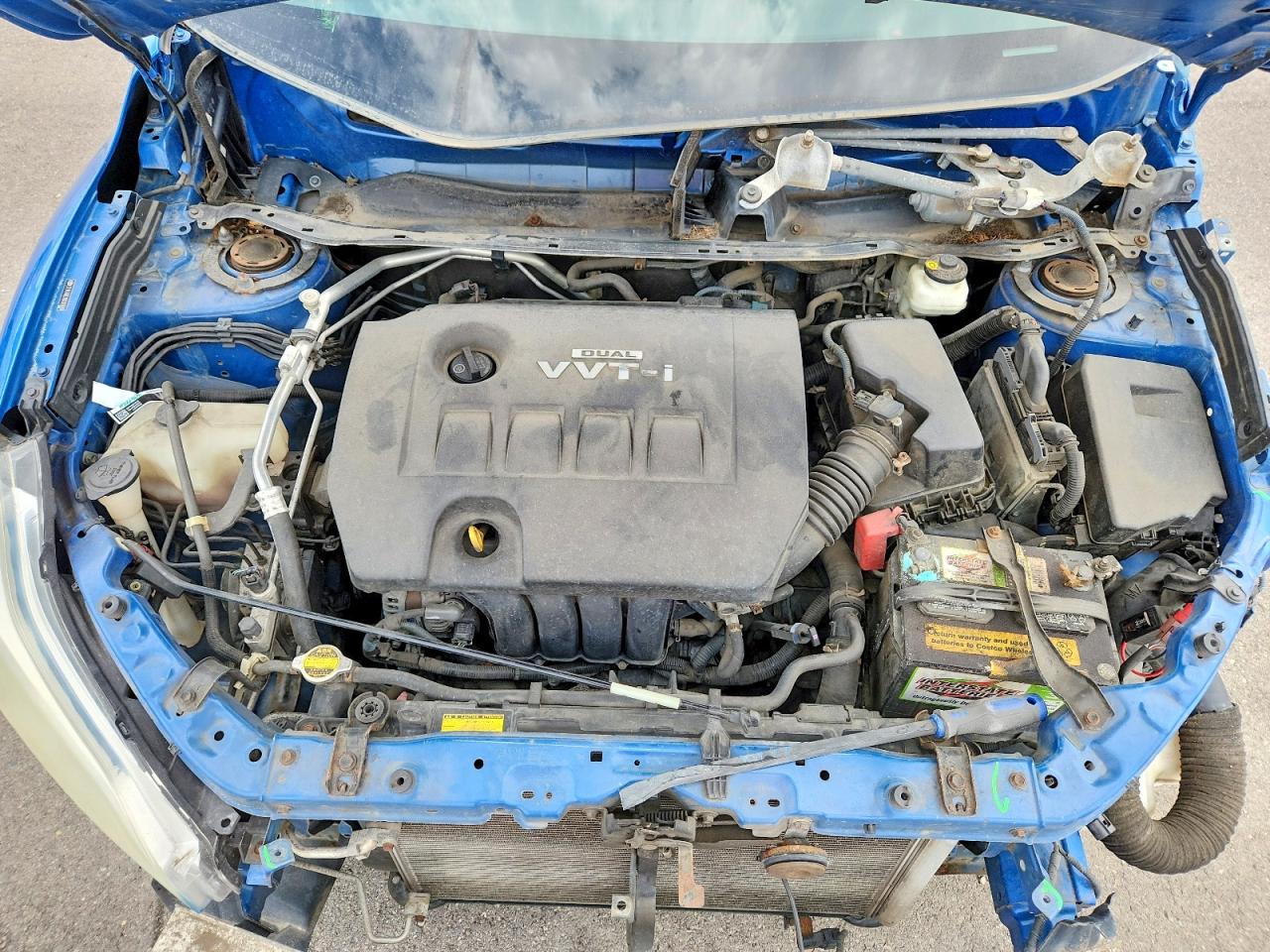 2009 Toyota Matrix Base Синий vin: 2T1KU40E19C022608