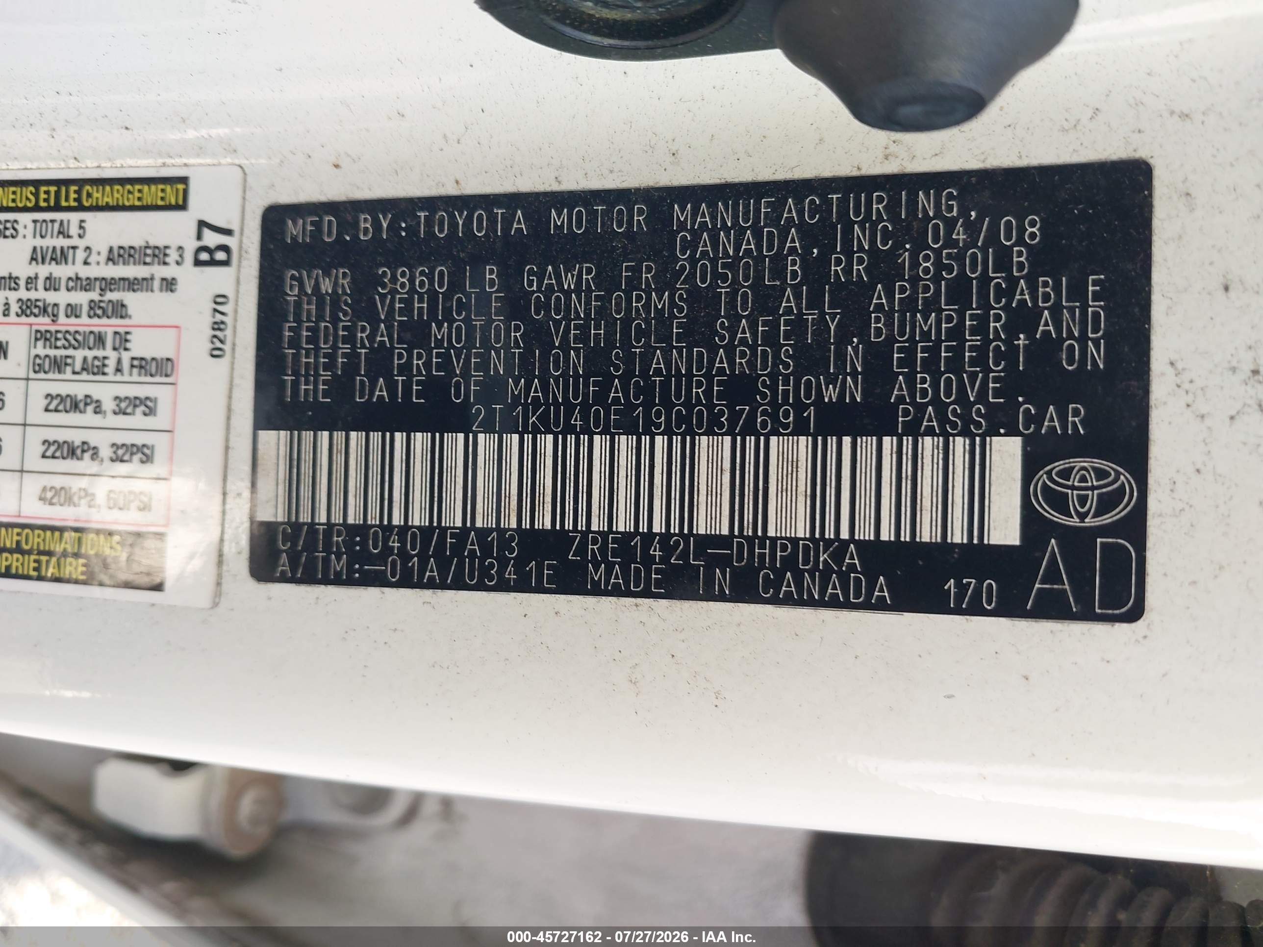 2009 Toyota Matrix   White vin: 2T1KU40E19C037691