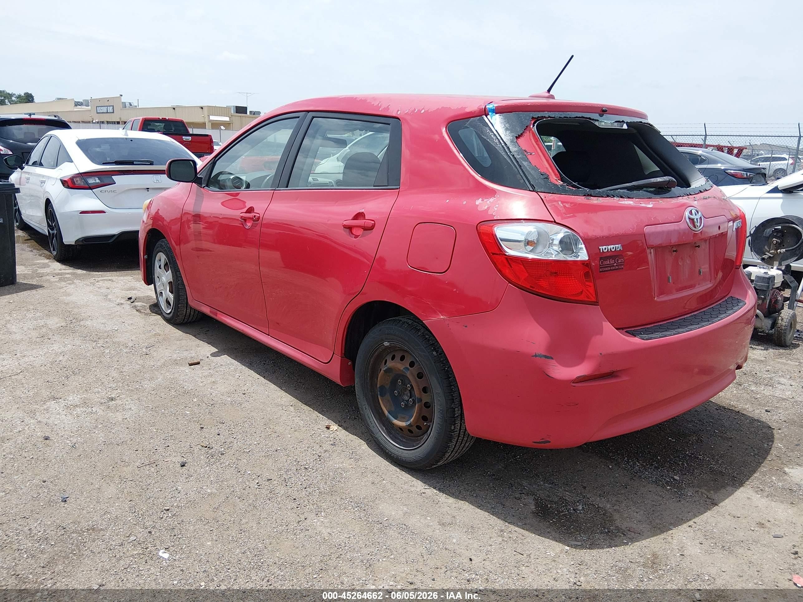 2009 Toyota Matrix   Red vin: 2T1KU40E19C092805