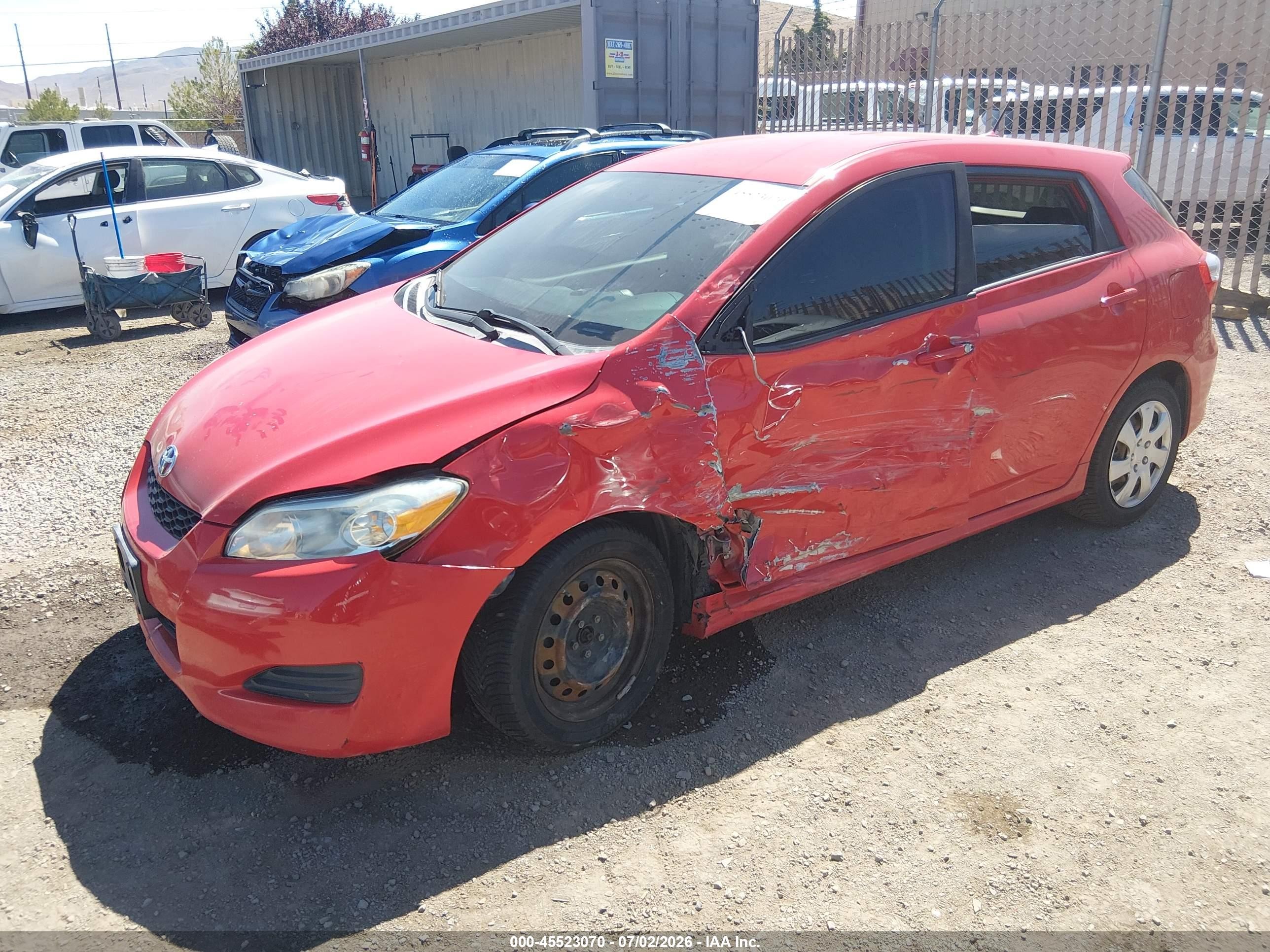 2009 Toyota Matrix   Red vin: 2T1KU40E19C135457