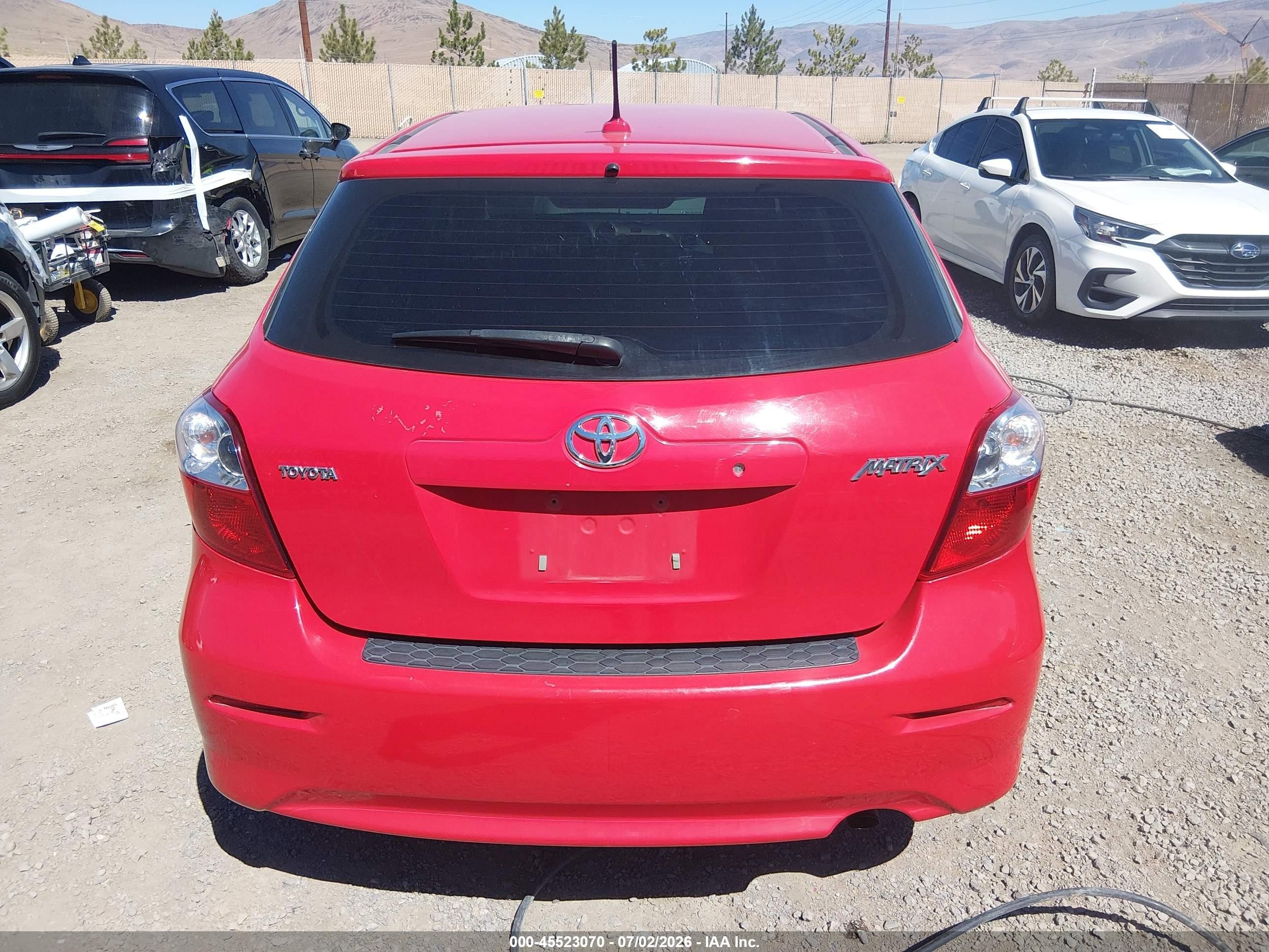 2009 Toyota Matrix   Red vin: 2T1KU40E19C135457