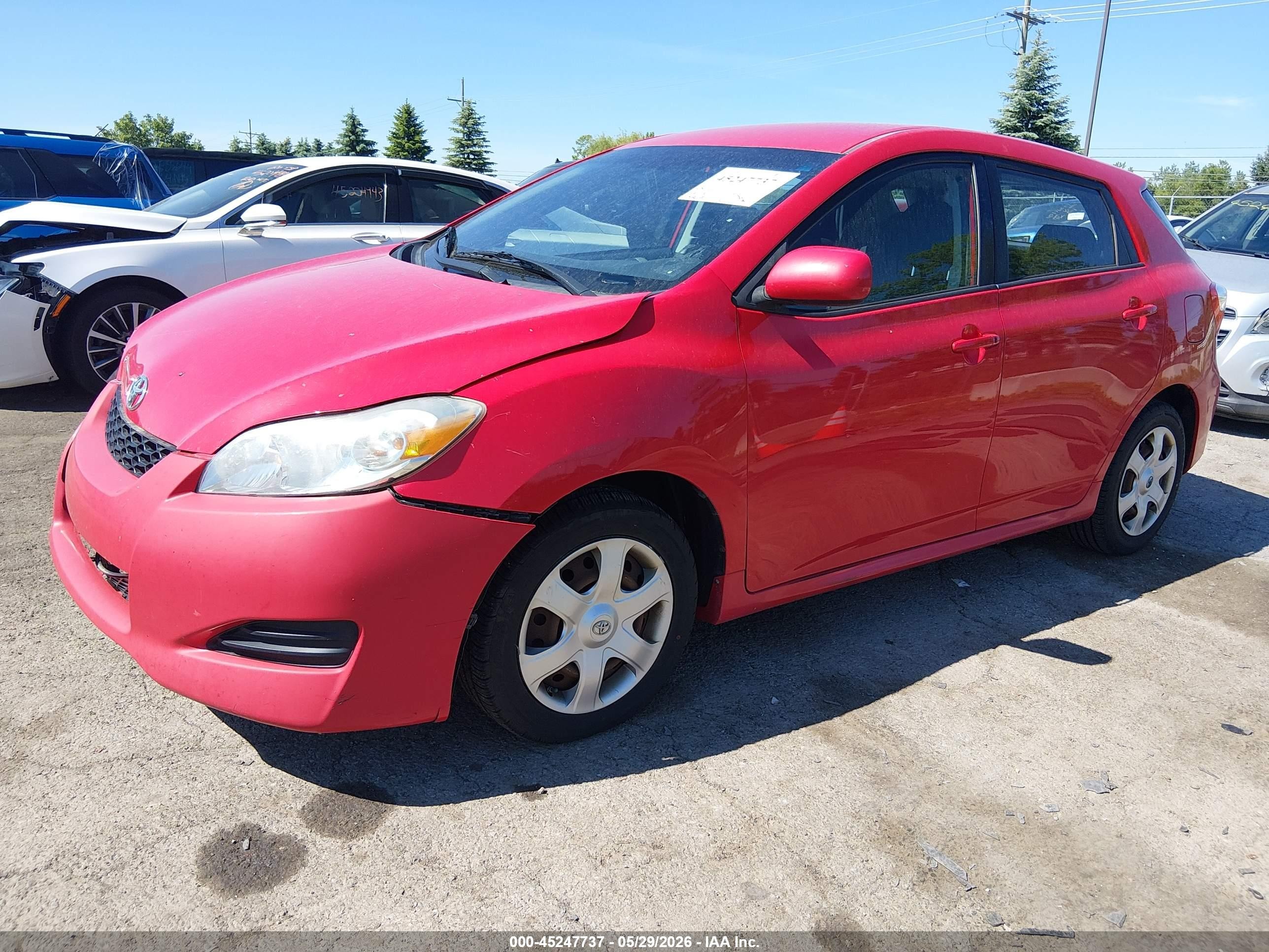 2009 Toyota Matrix   Red vin: 2T1KU40E29C064446