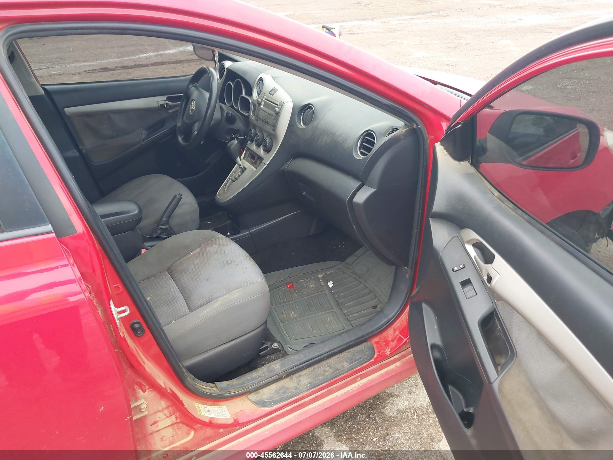 2009 Toyota Matrix   Red vin: 2T1KU40E29C064964