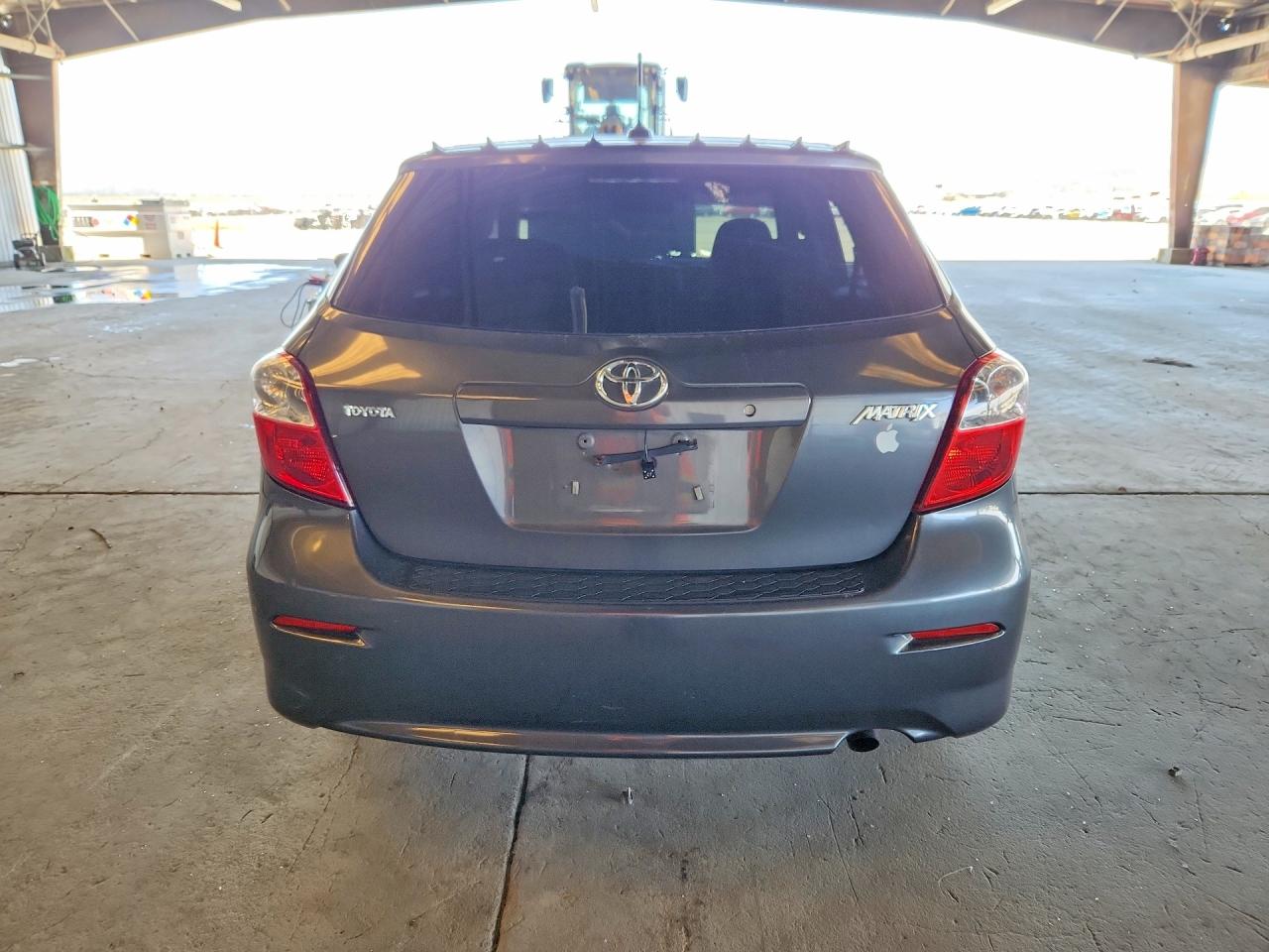 2009 Toyota Matrix Base Charcoal vin: 2T1KU40E29C071218
