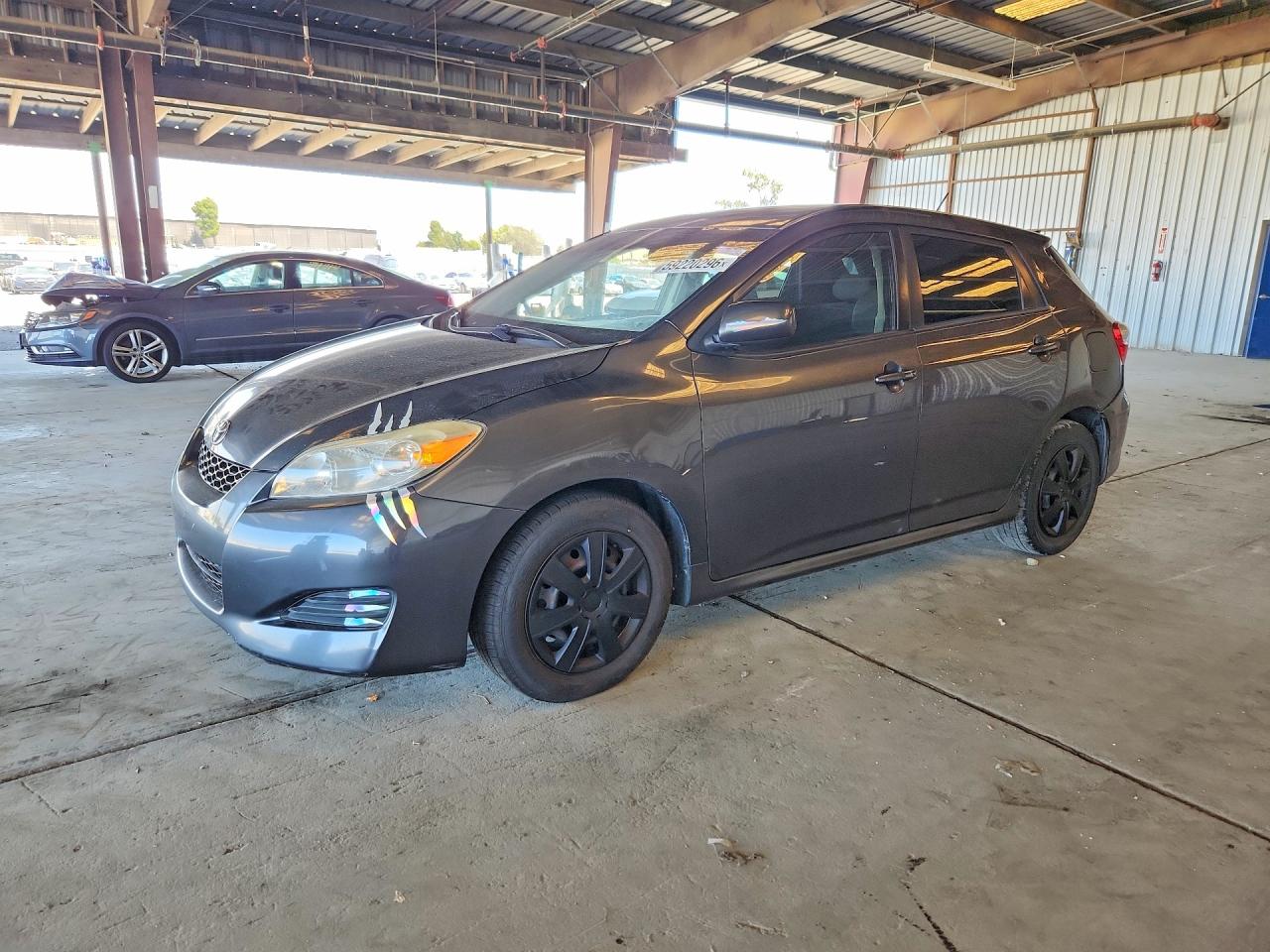 2009 Toyota Matrix Base Charcoal vin: 2T1KU40E29C071218