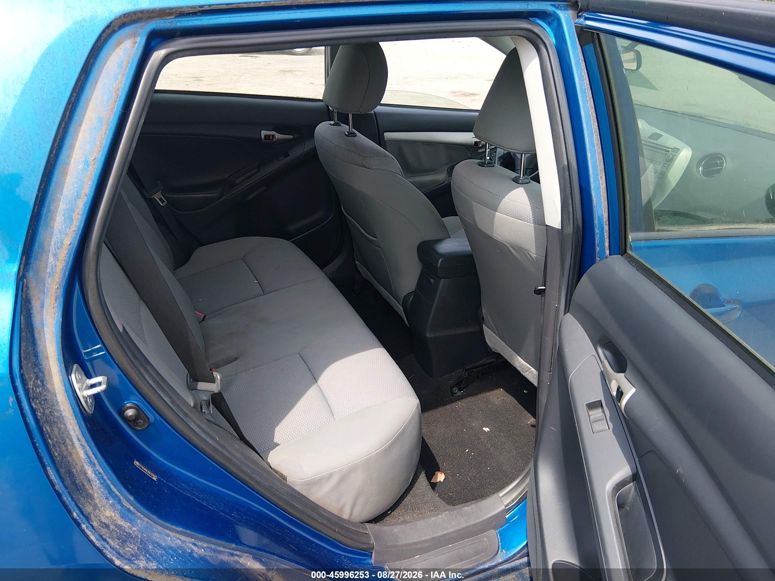 2009 Toyota Matrix   Blue vin: 2T1KU40E29C137623
