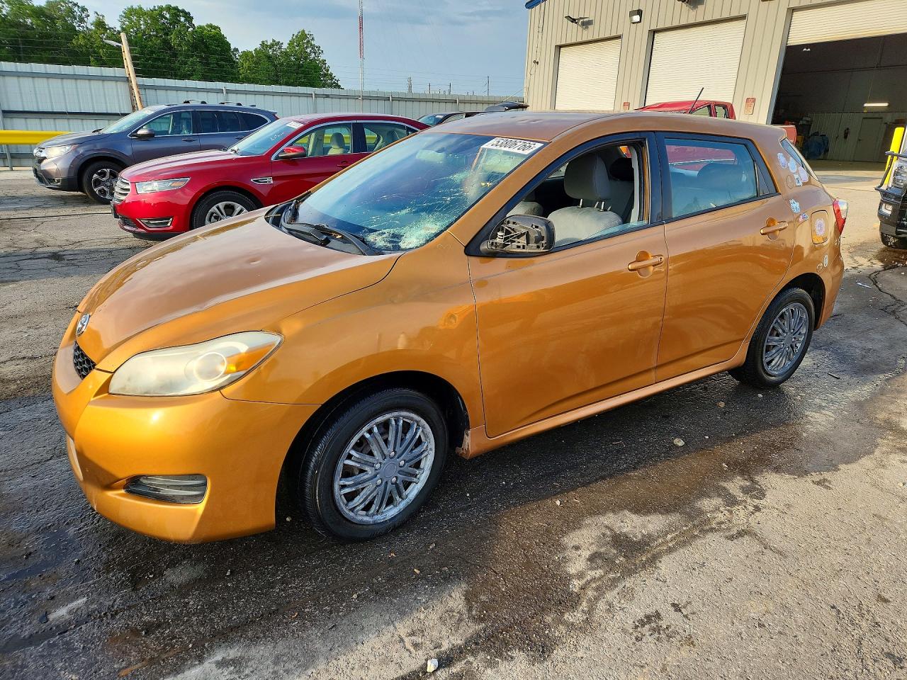 2009 Toyota Matrix Base Orange vin: 2T1KU40E39C027888