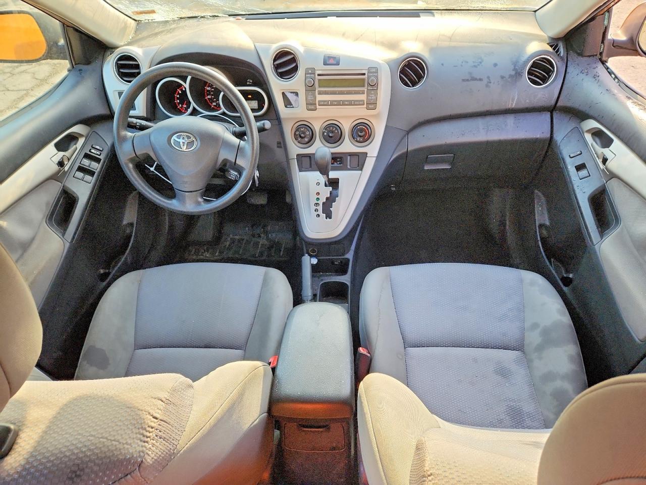 2009 Toyota Matrix Base Оранжевый vin: 2T1KU40E39C027888