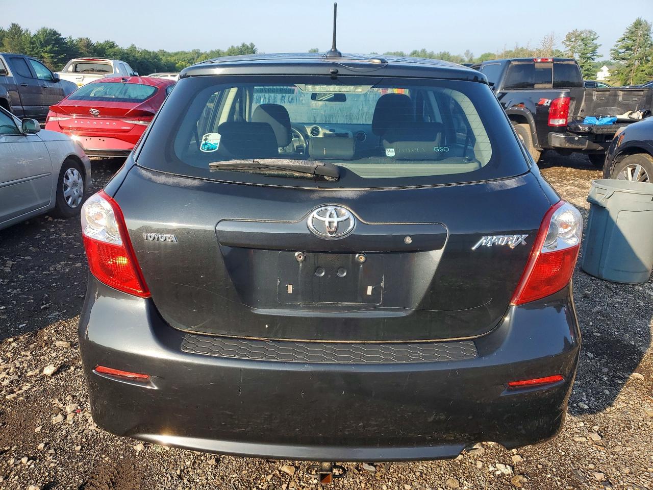 2009 Toyota Matrix Base Black vin: 2T1KU40E49C021260