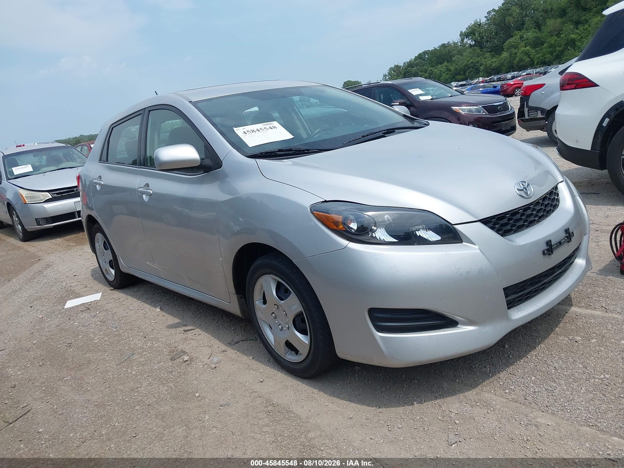 2009 Toyota Matrix   Silver vin: 2T1KU40E49C070829