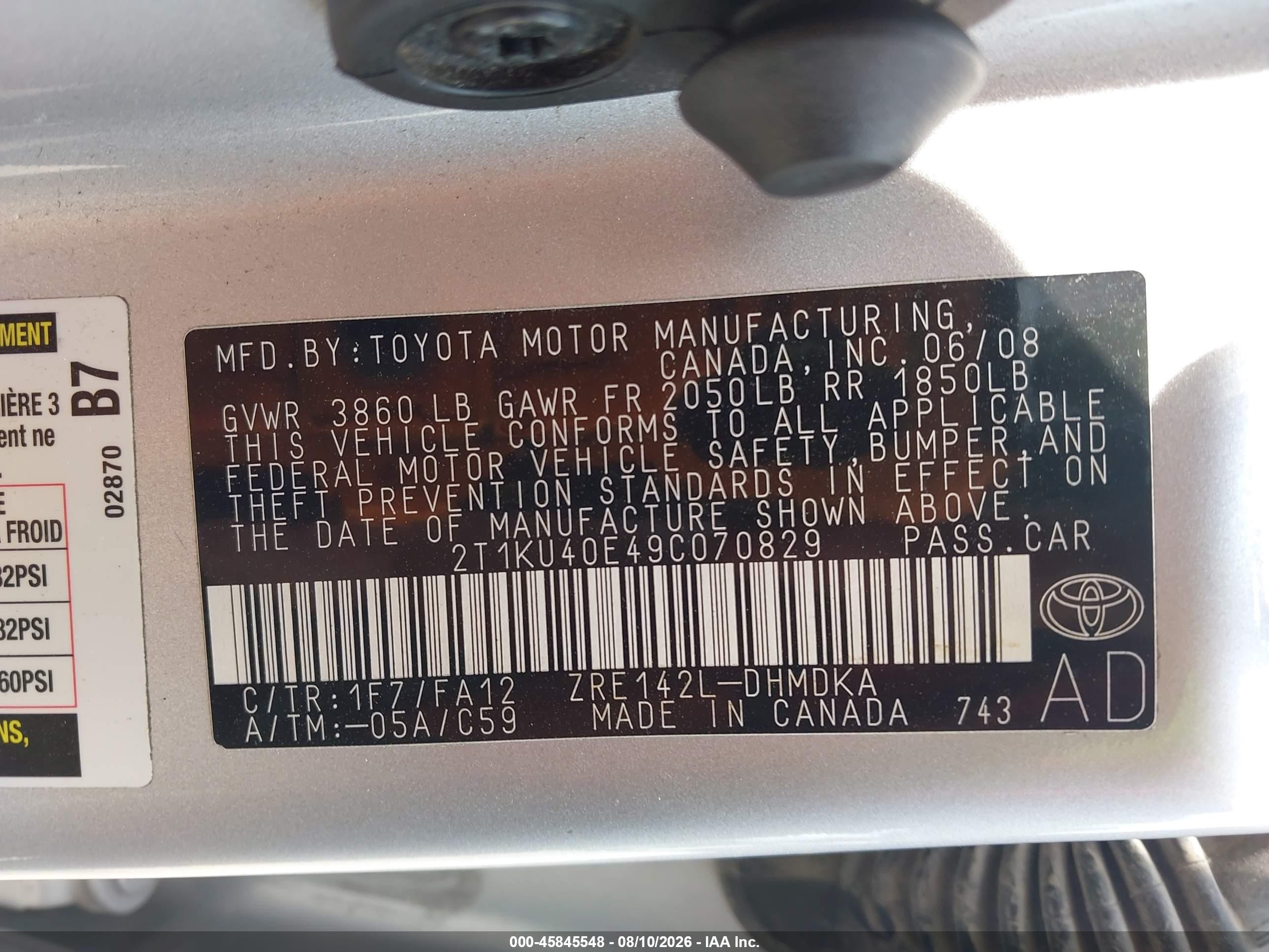 2009 Toyota Matrix   Silver vin: 2T1KU40E49C070829