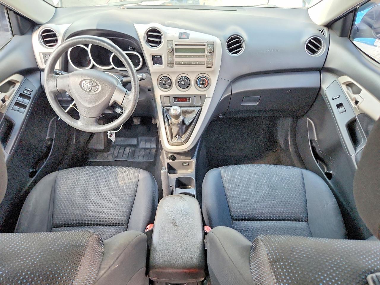 2009 Toyota Matrix Base Gray vin: 2T1KU40E49C089073