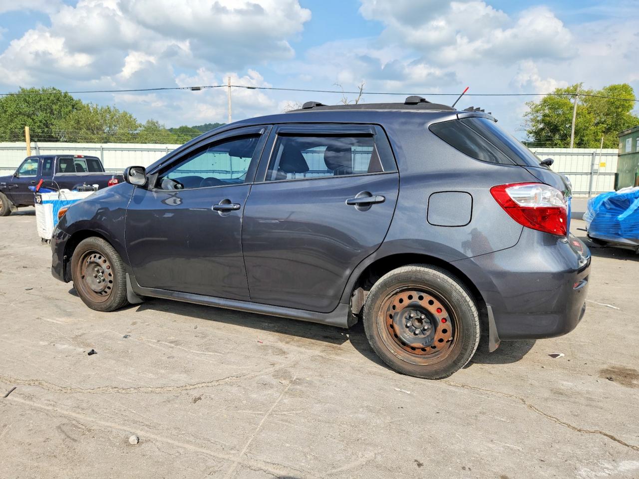 2009 Toyota Matrix Base Gray vin: 2T1KU40E49C089073
