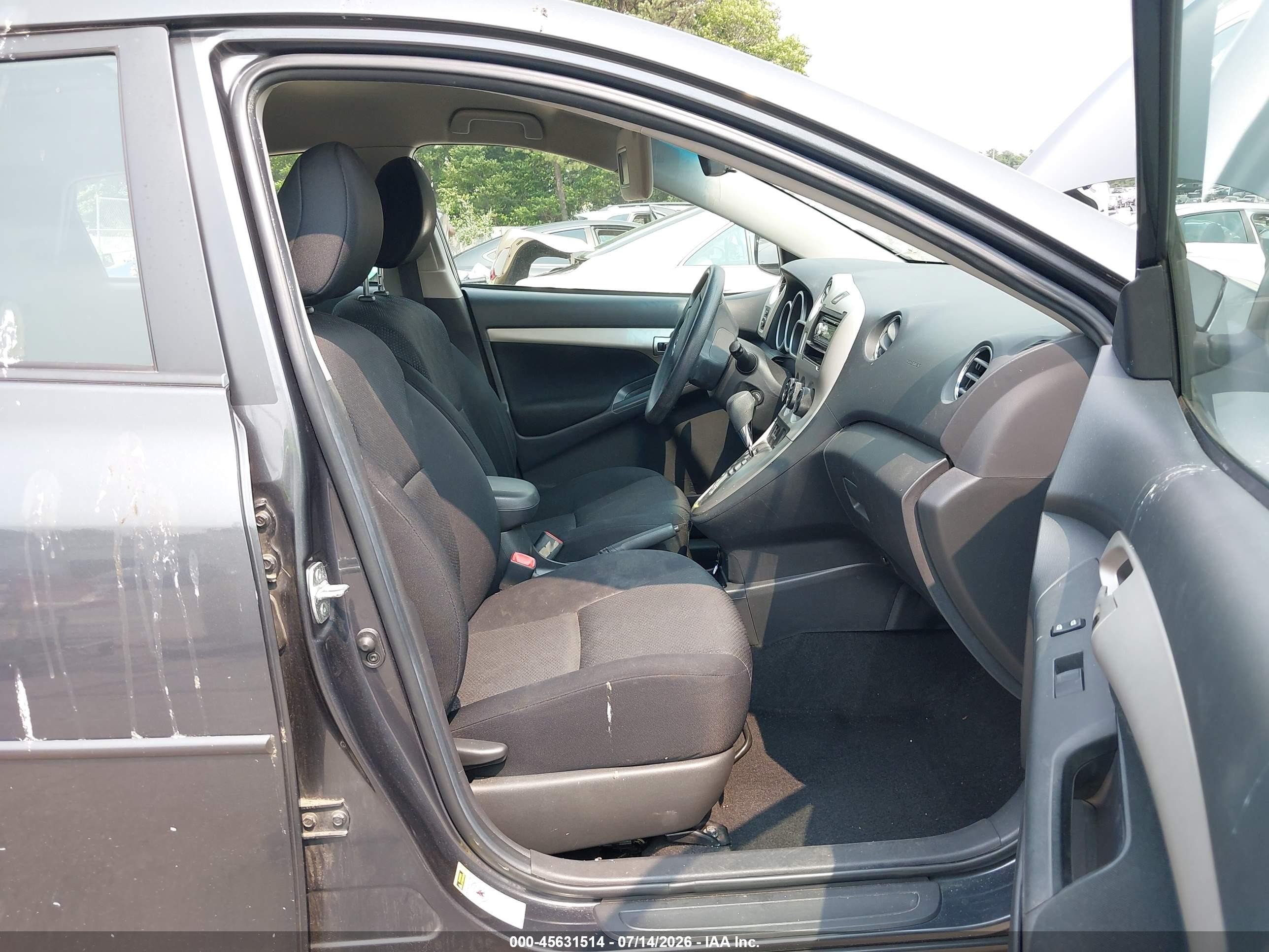 2009 Toyota Matrix   Gray vin: 2T1KU40E49C135467