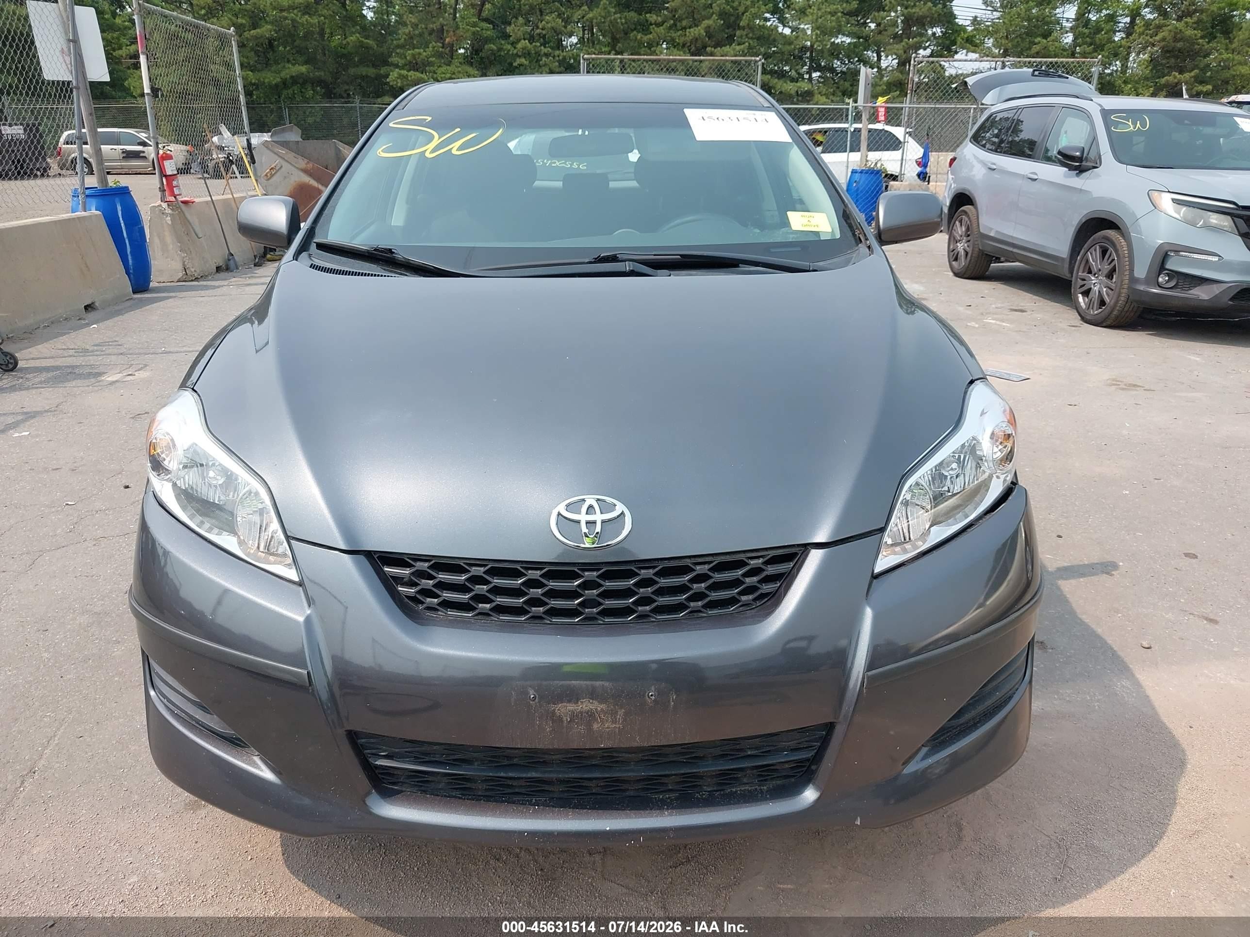 2009 Toyota Matrix   Gray vin: 2T1KU40E49C135467