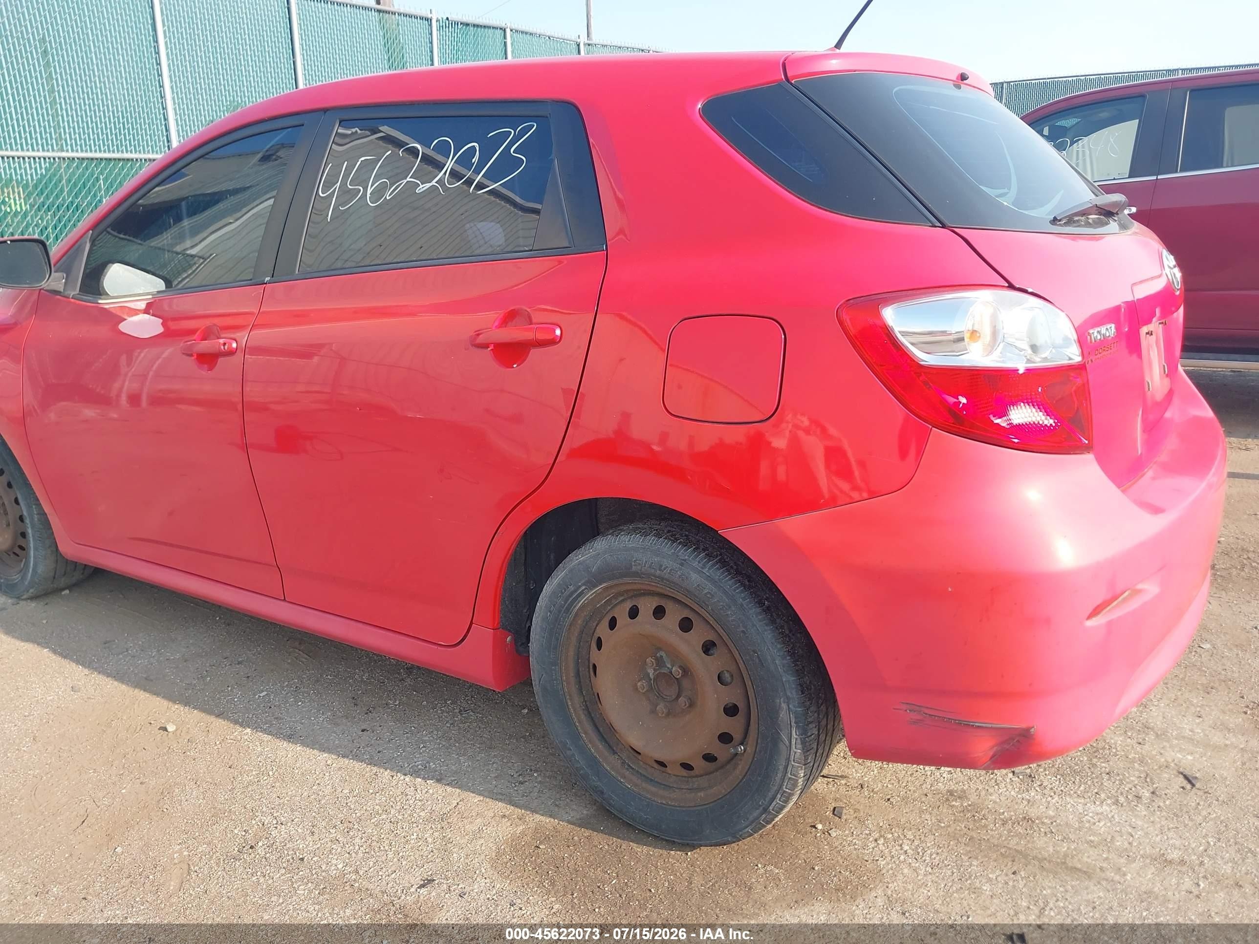 2009 Toyota Matrix   Red vin: 2T1KU40E49C166718