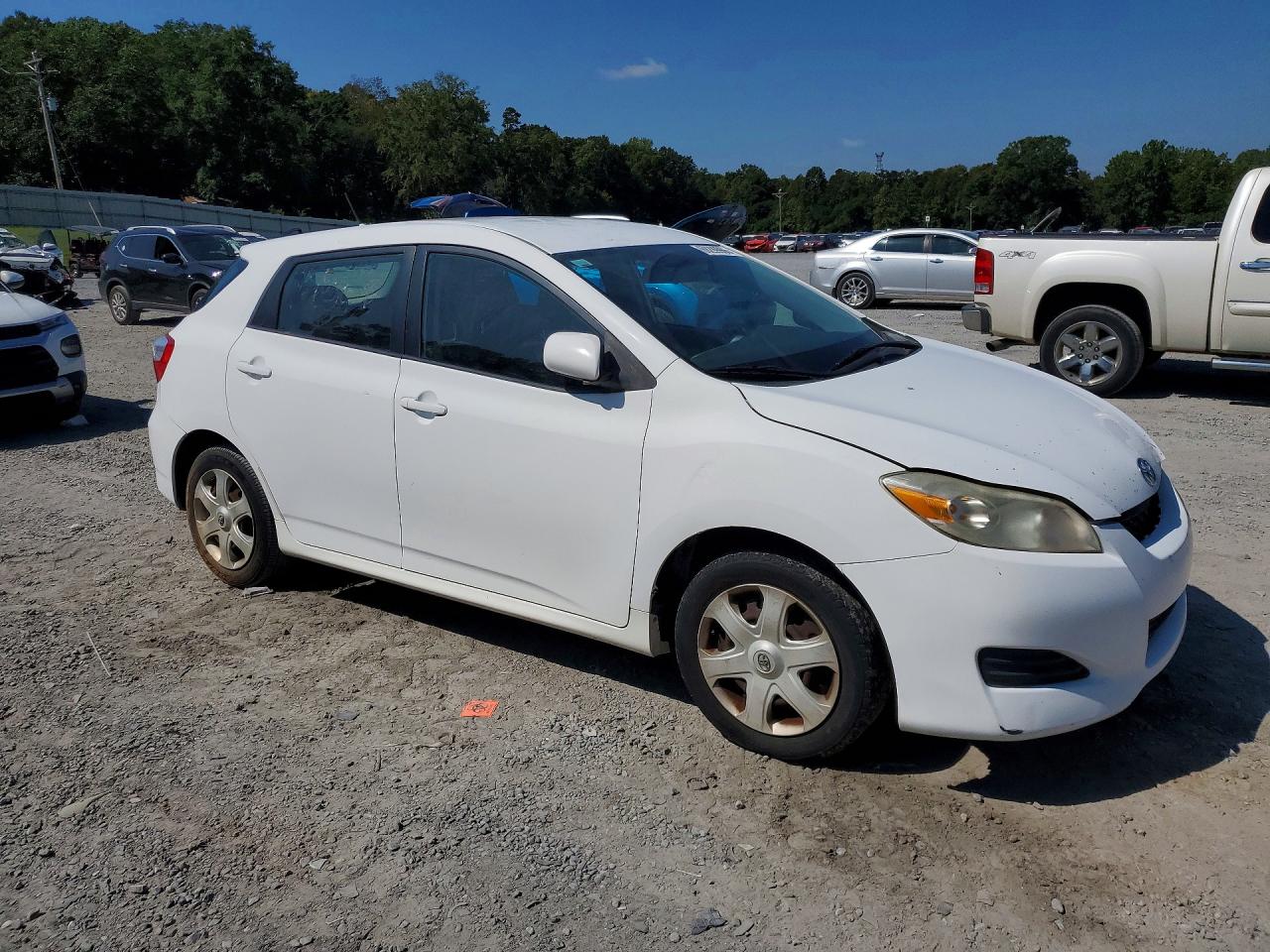 2009 Toyota Matrix Base White vin: 2T1KU40E59C015757