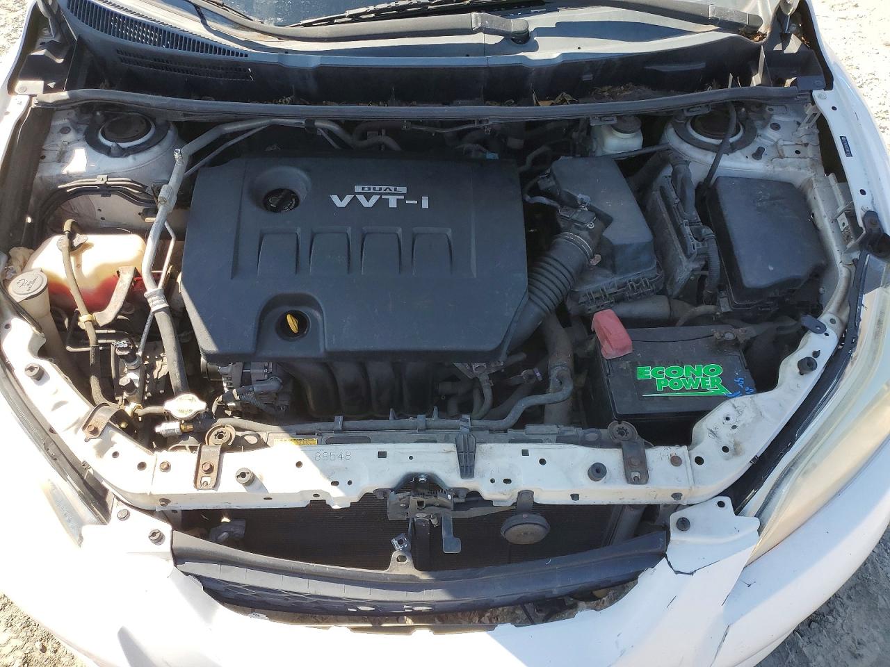 2009 Toyota Matrix Base White vin: 2T1KU40E59C015757