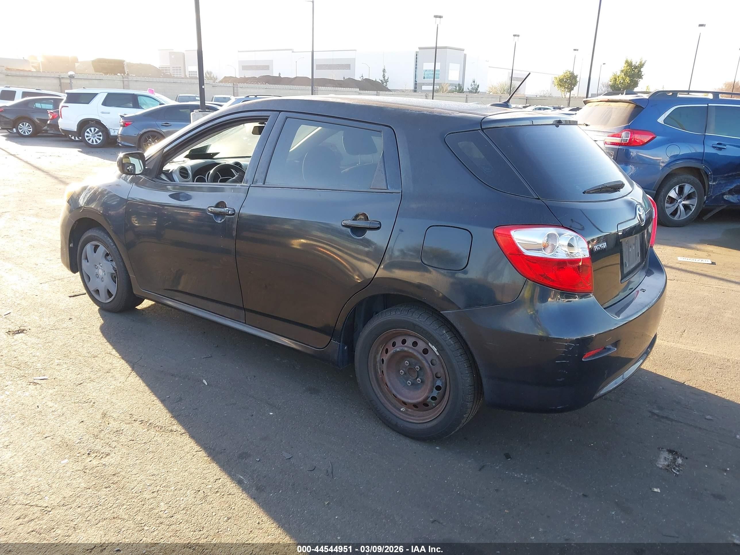 2009 Toyota Matrix   Black vin: 2T1KU40E59C038181