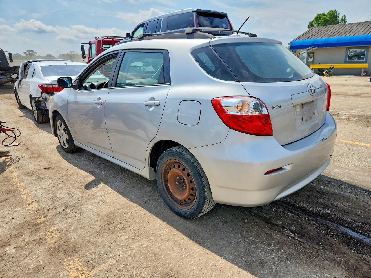 2009 Toyota Matrix Base Gray vin: 2T1KU40E59C050928