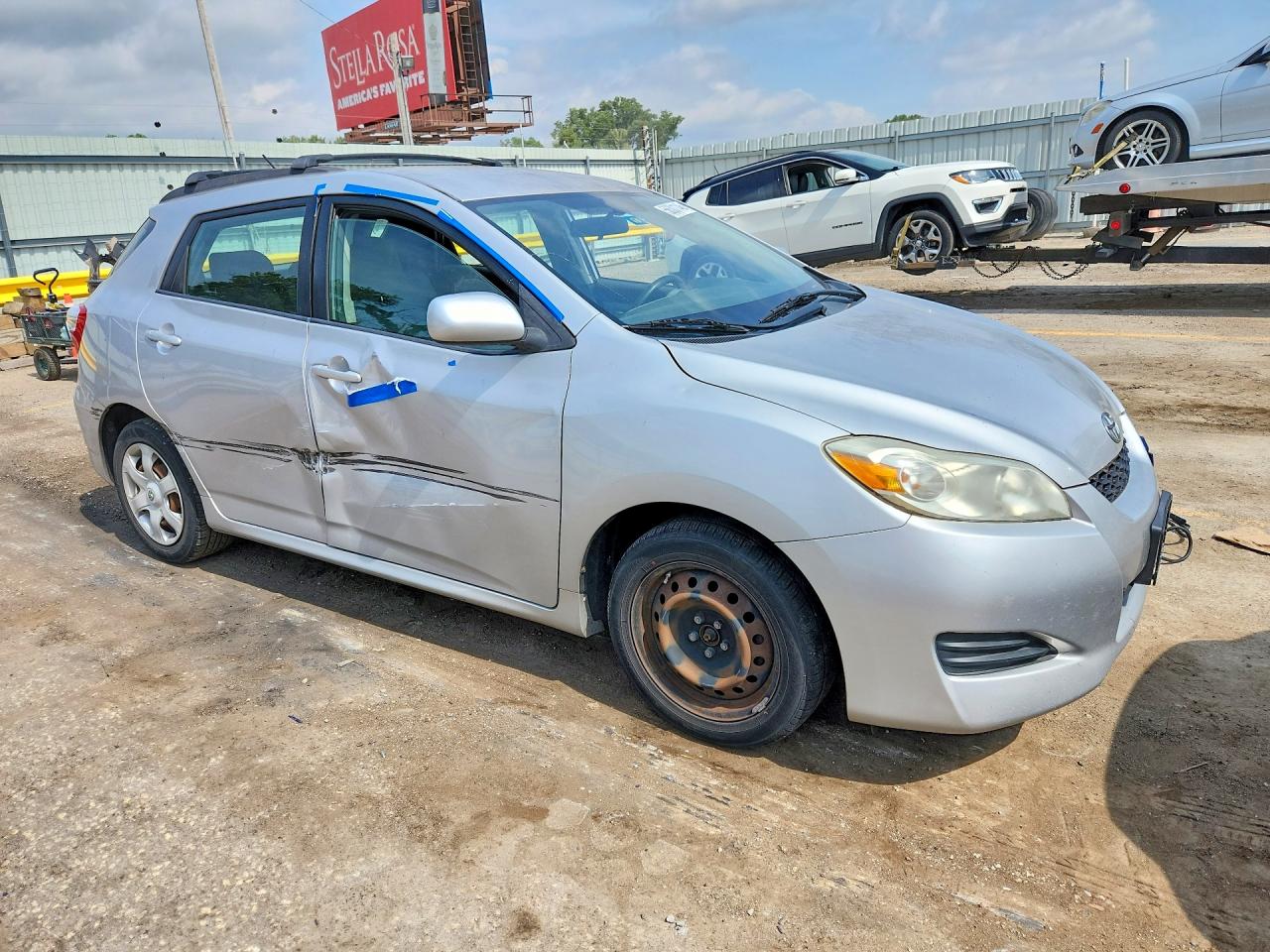 2009 Toyota Matrix Base Gray vin: 2T1KU40E59C050928