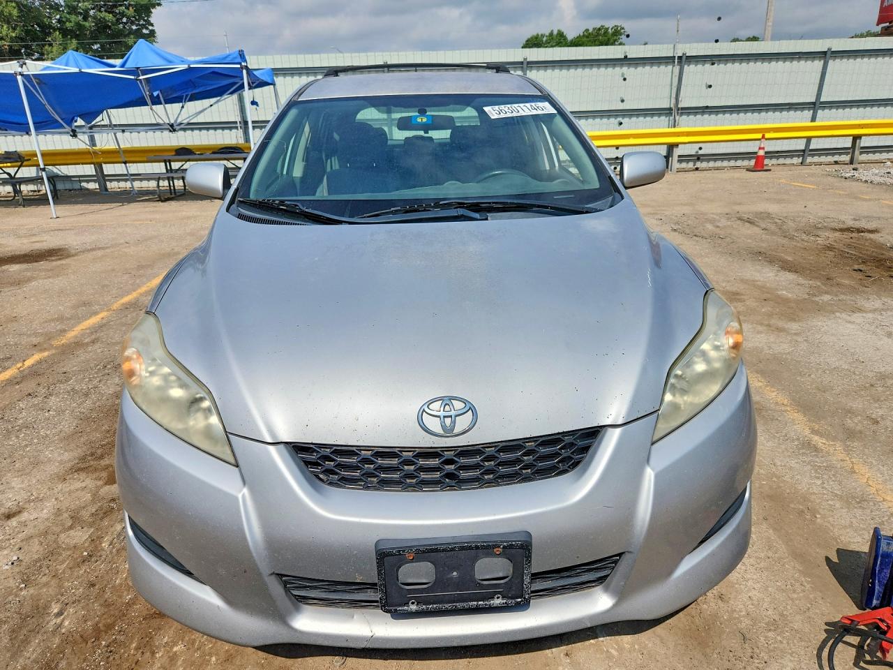 2009 Toyota Matrix Base Gray vin: 2T1KU40E59C050928