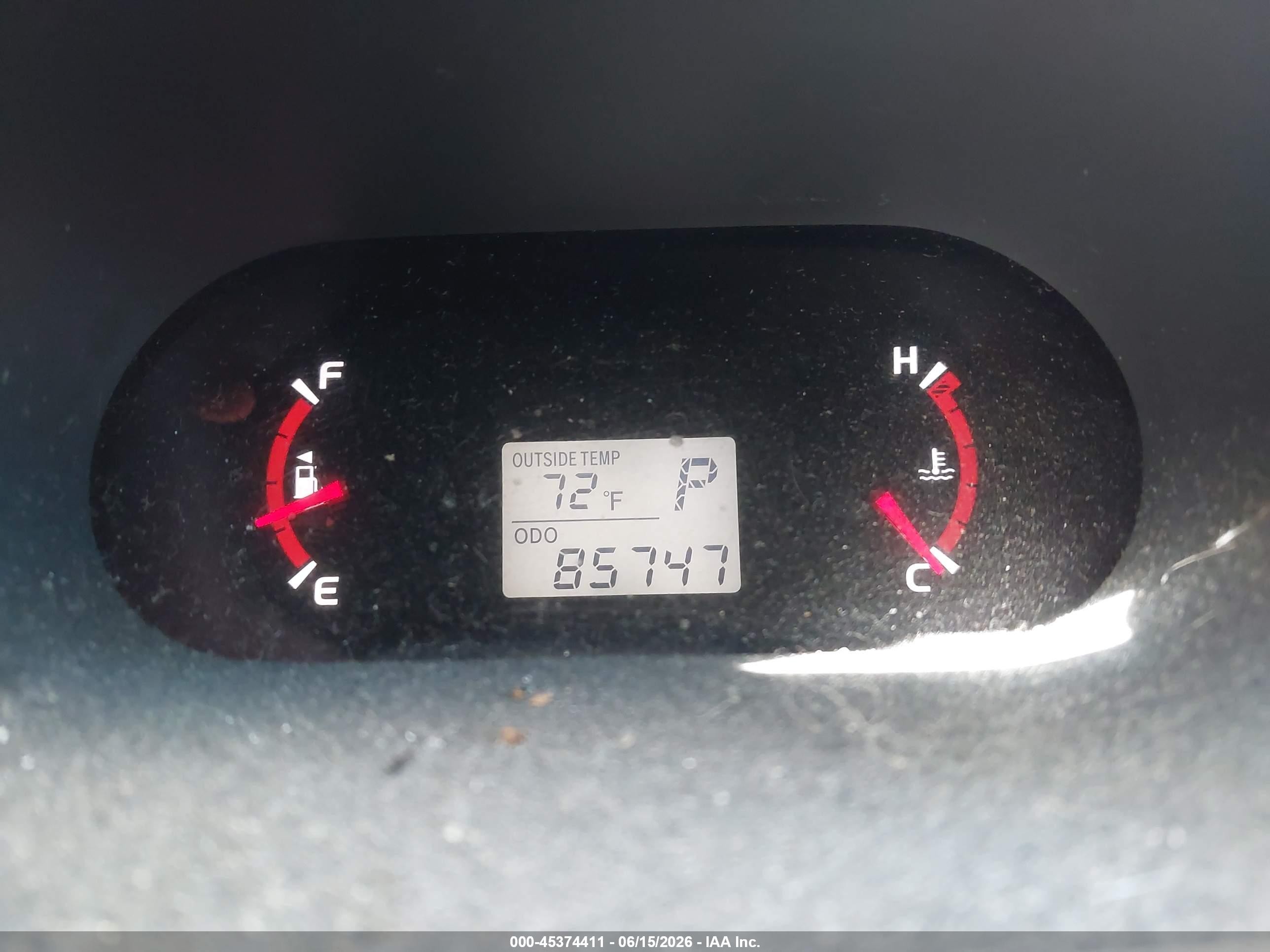 2009 Toyota Matrix   White vin: 2T1KU40E59C060925
