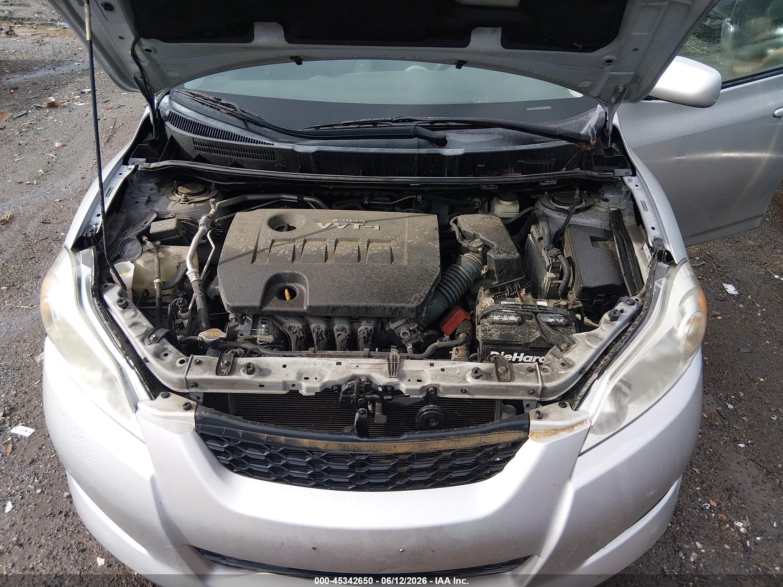 2009 Toyota Matrix   Серебряный vin: 2T1KU40E59C188937