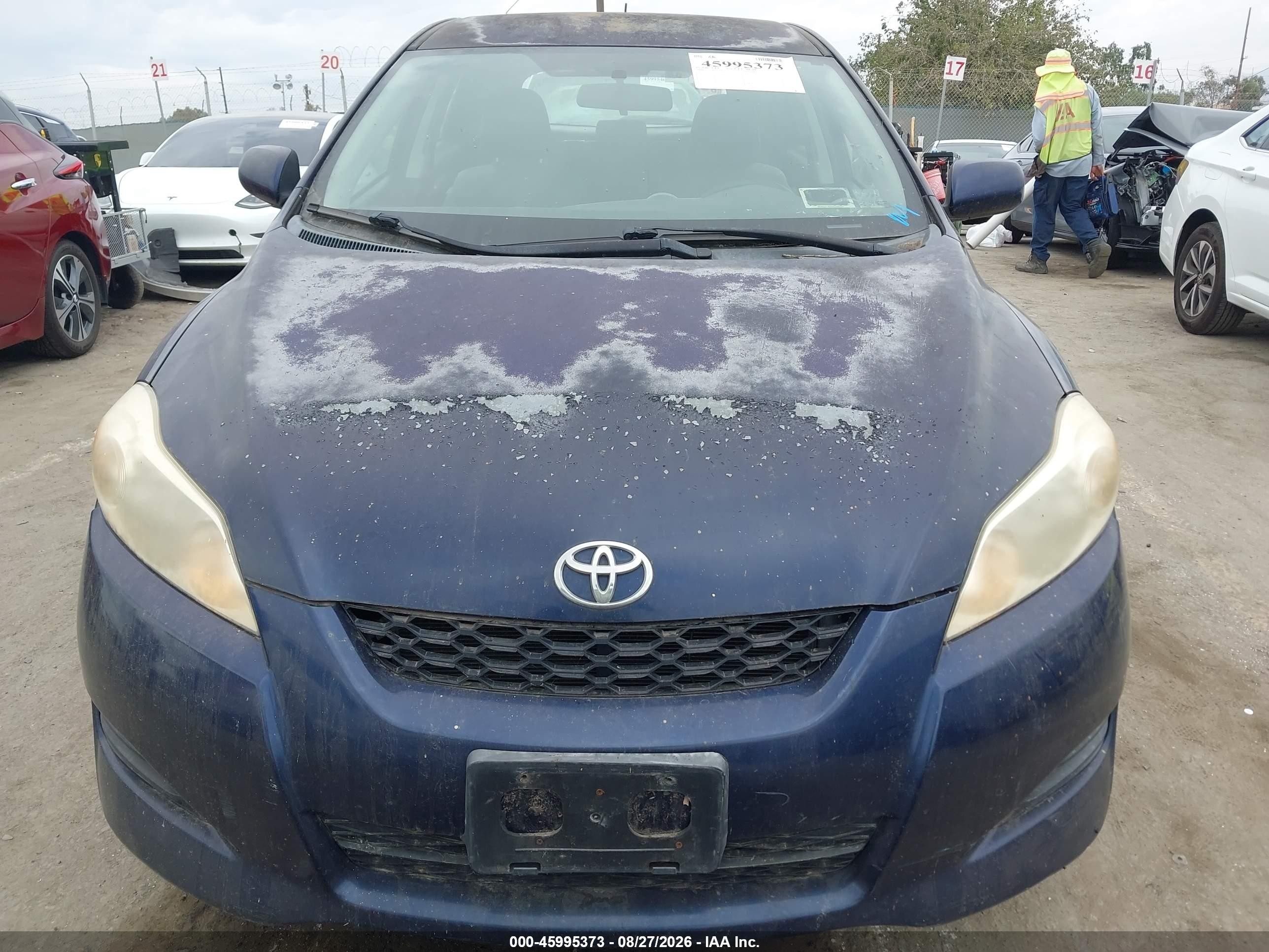 2009 Toyota Matrix   Dark Blue vin: 2T1KU40E69C118850