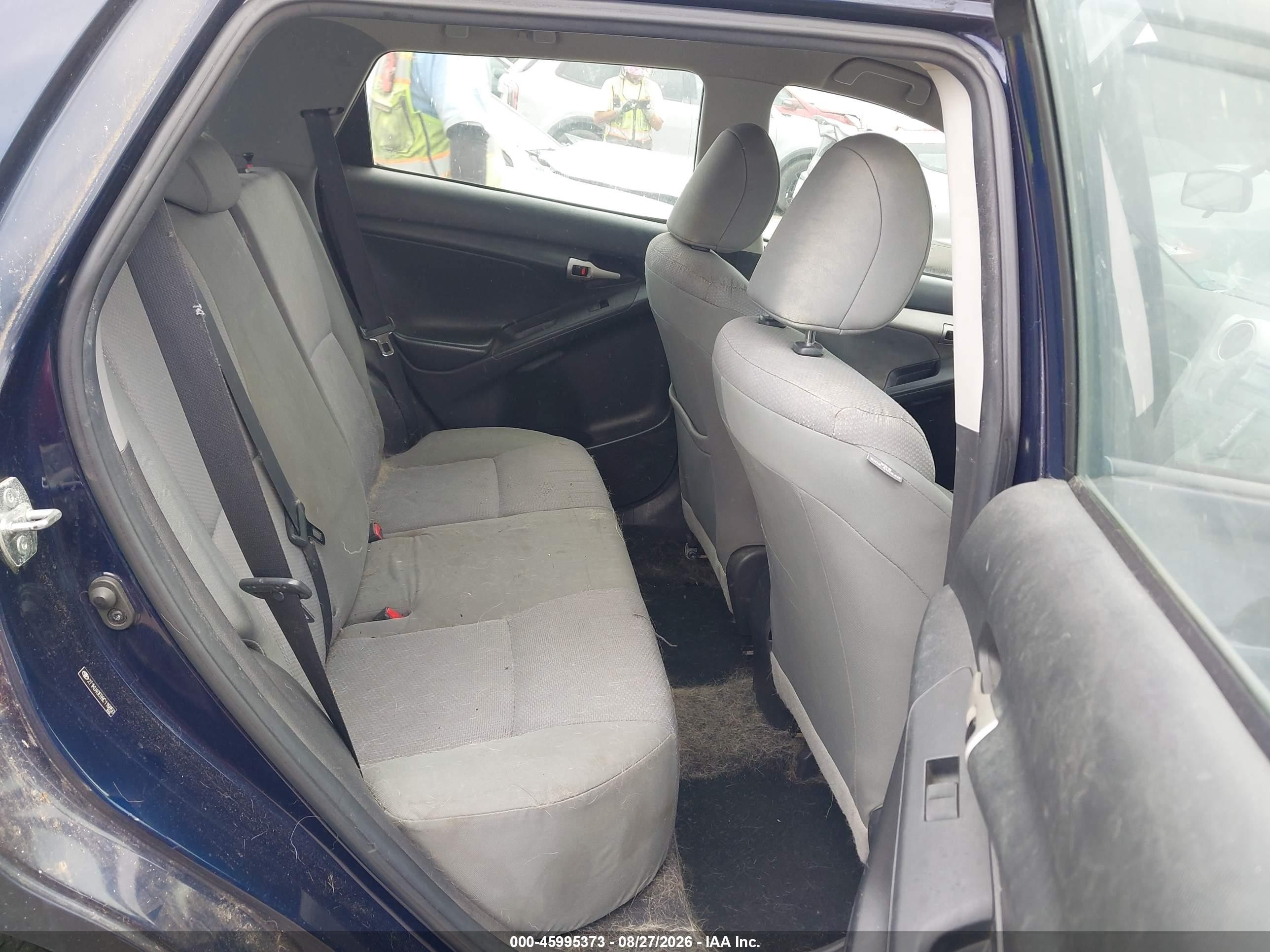 2009 Toyota Matrix   Dark Blue vin: 2T1KU40E69C118850