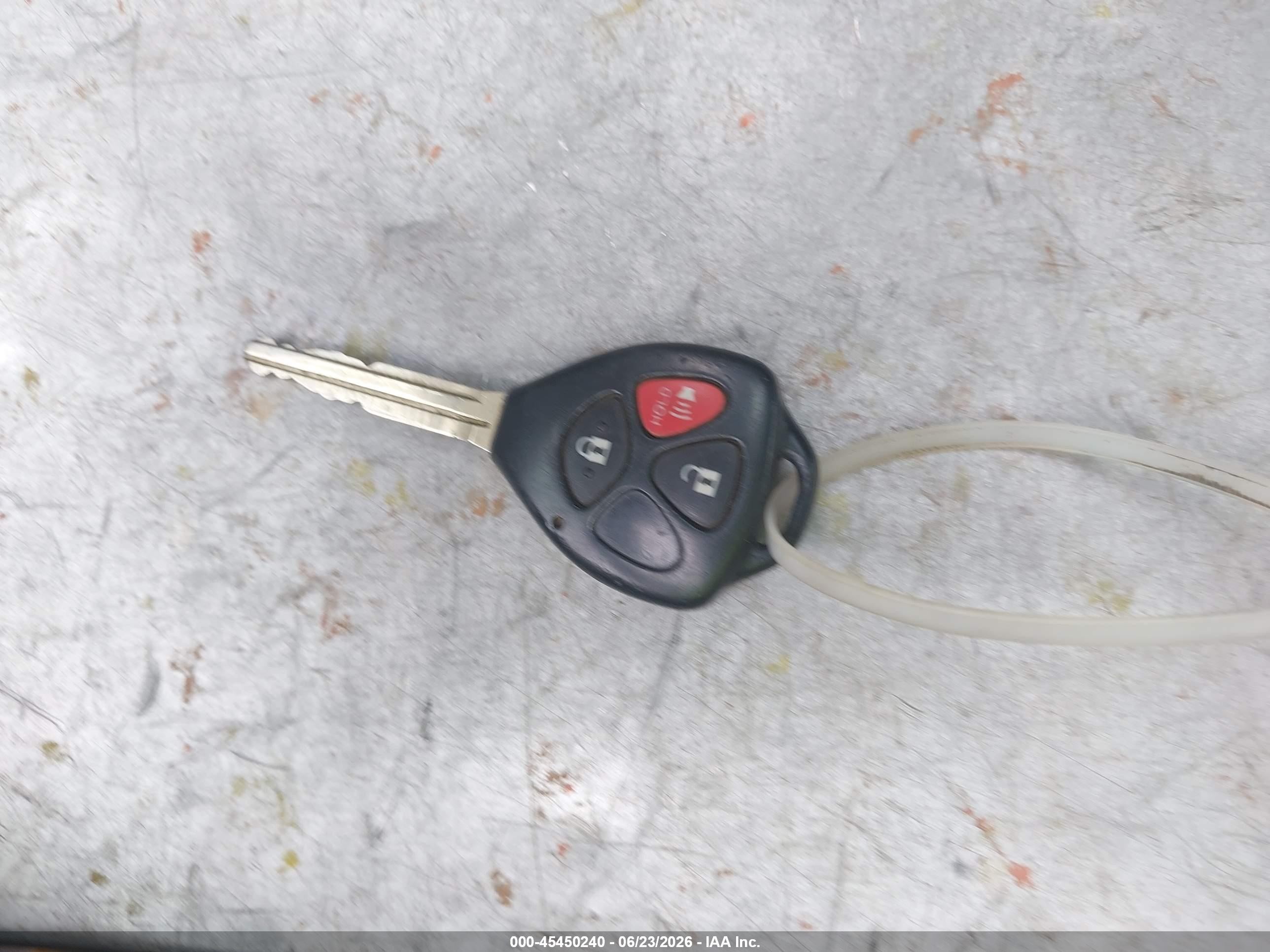 2009 Toyota Matrix   Серебряный vin: 2T1KU40E69C127807
