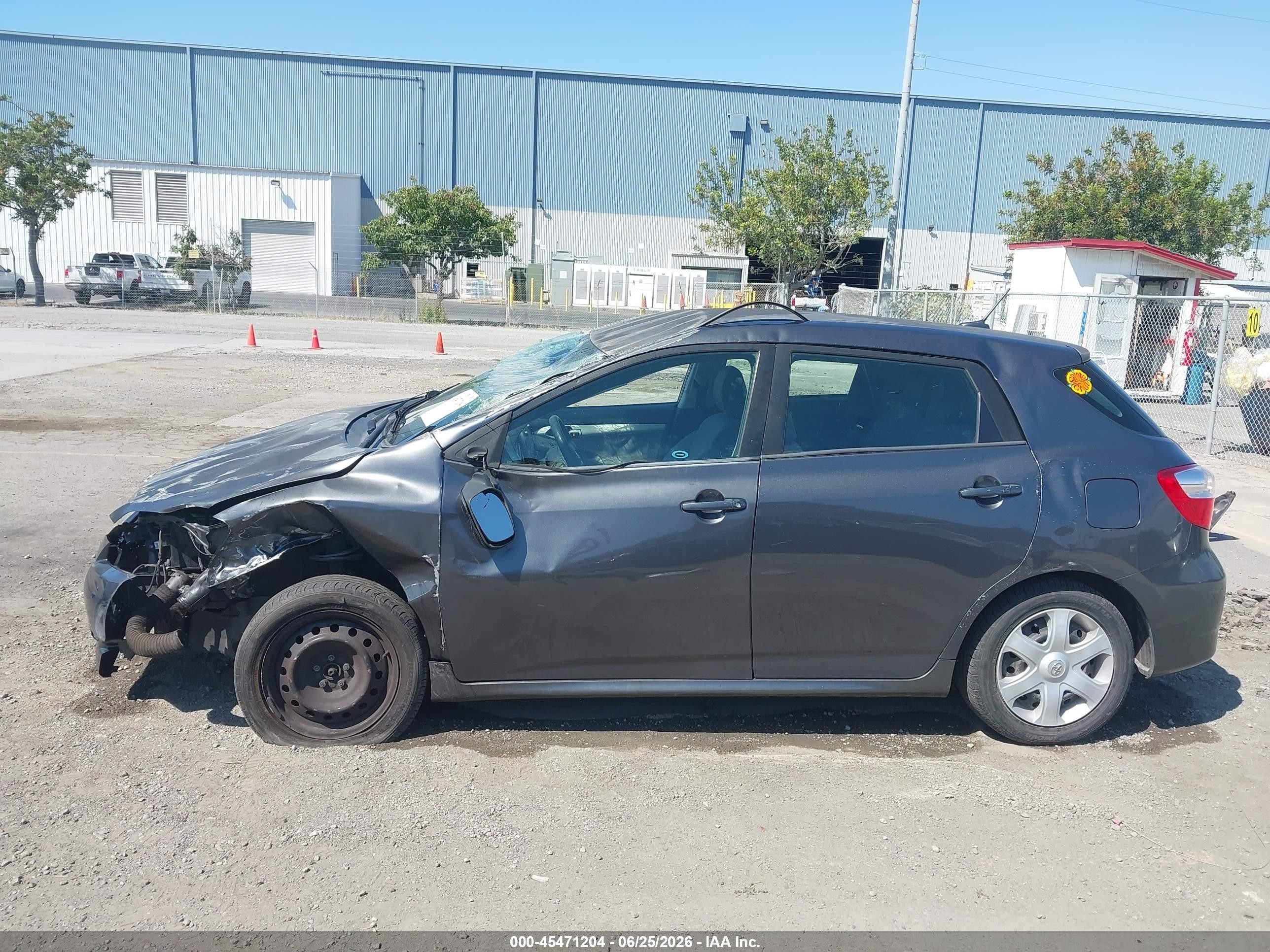 2009 Toyota Matrix   Gray vin: 2T1KU40E79C006378