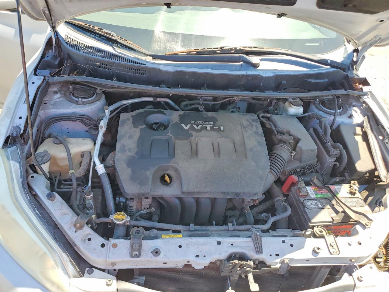 2009 Toyota Matrix Base Silver vin: 2T1KU40E79C018255