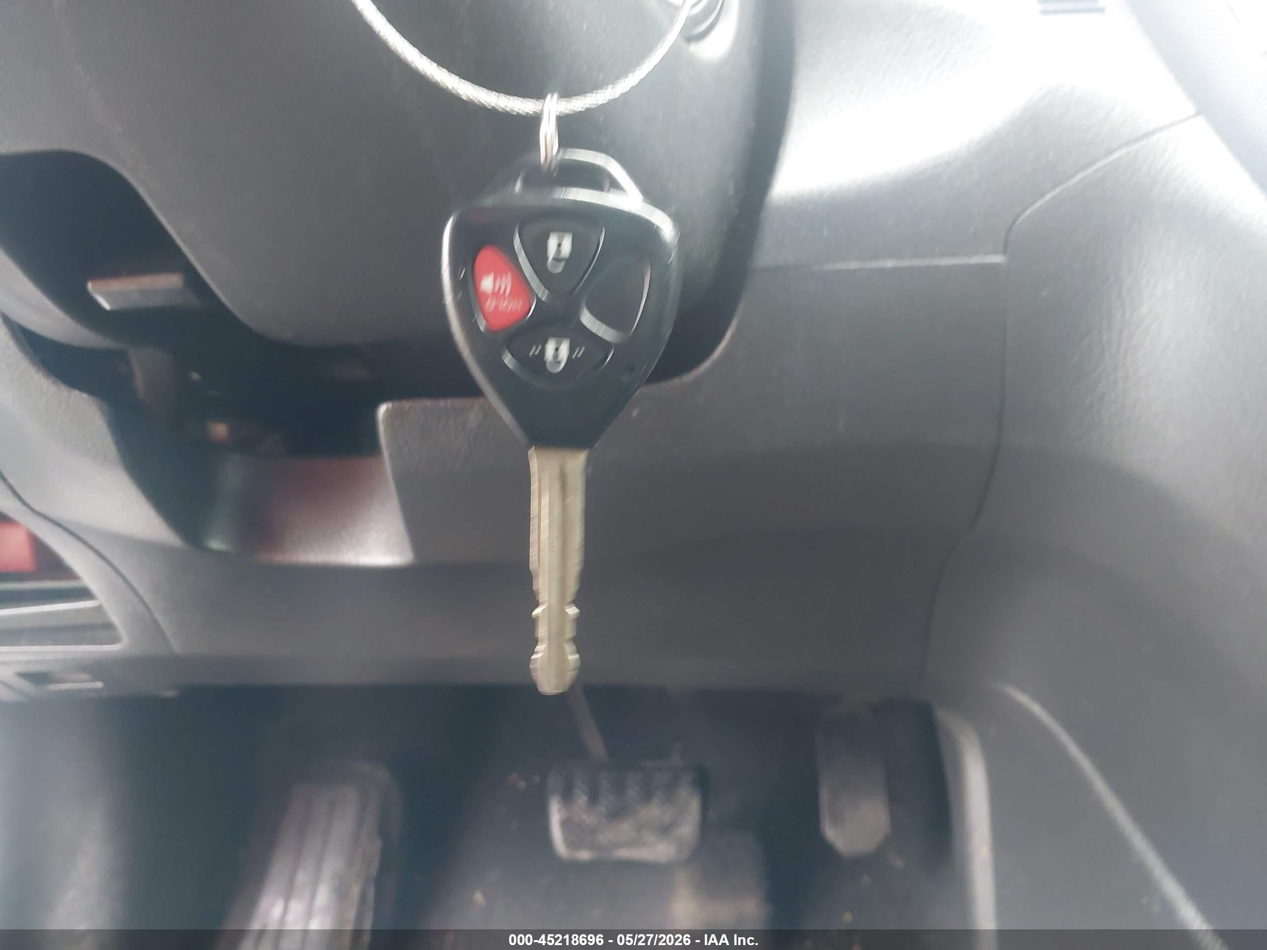 2009 Toyota Matrix   Gray vin: 2T1KU40E79C094218