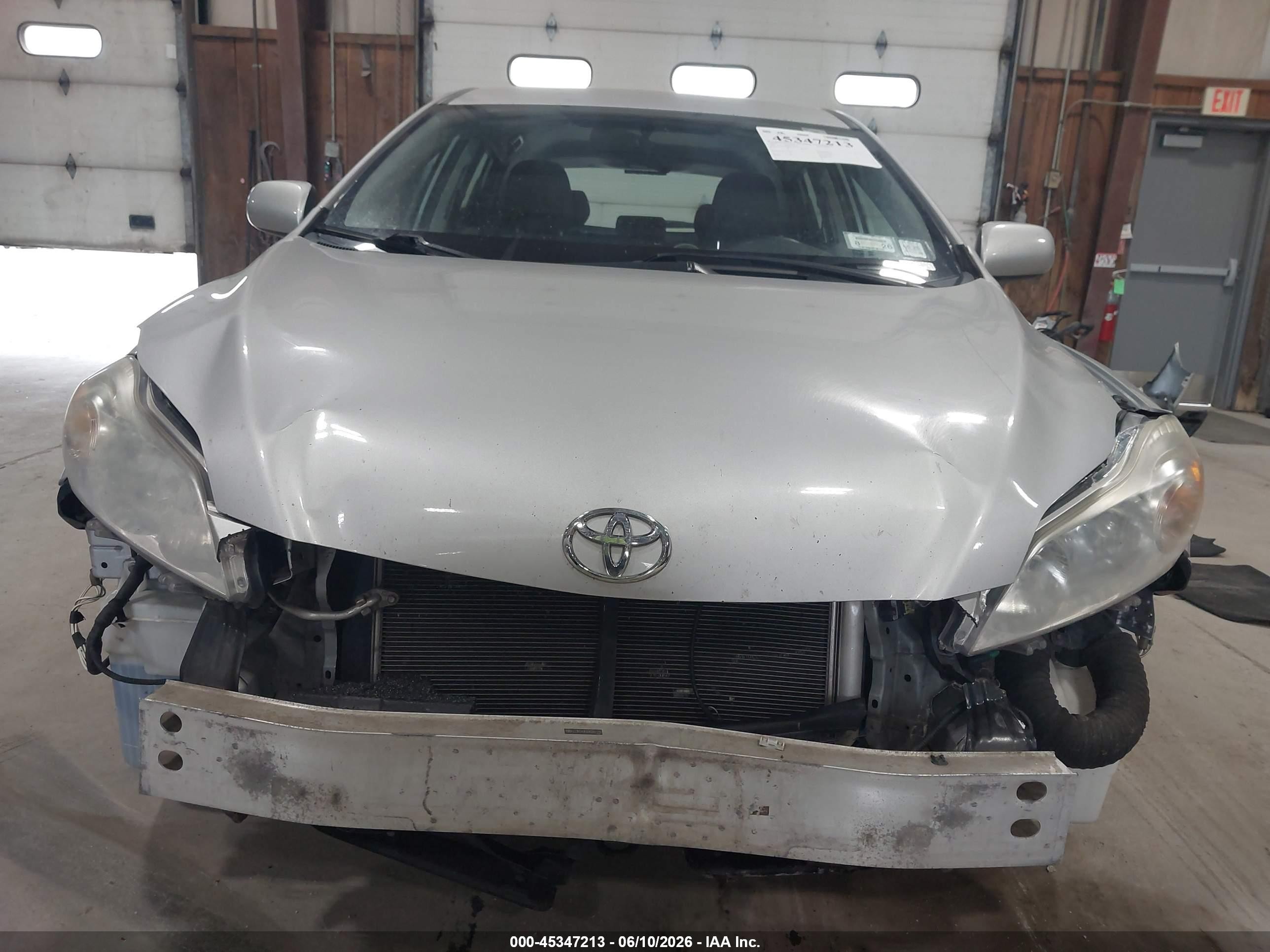 2009 Toyota Matrix   Серый vin: 2T1KU40E89C087276