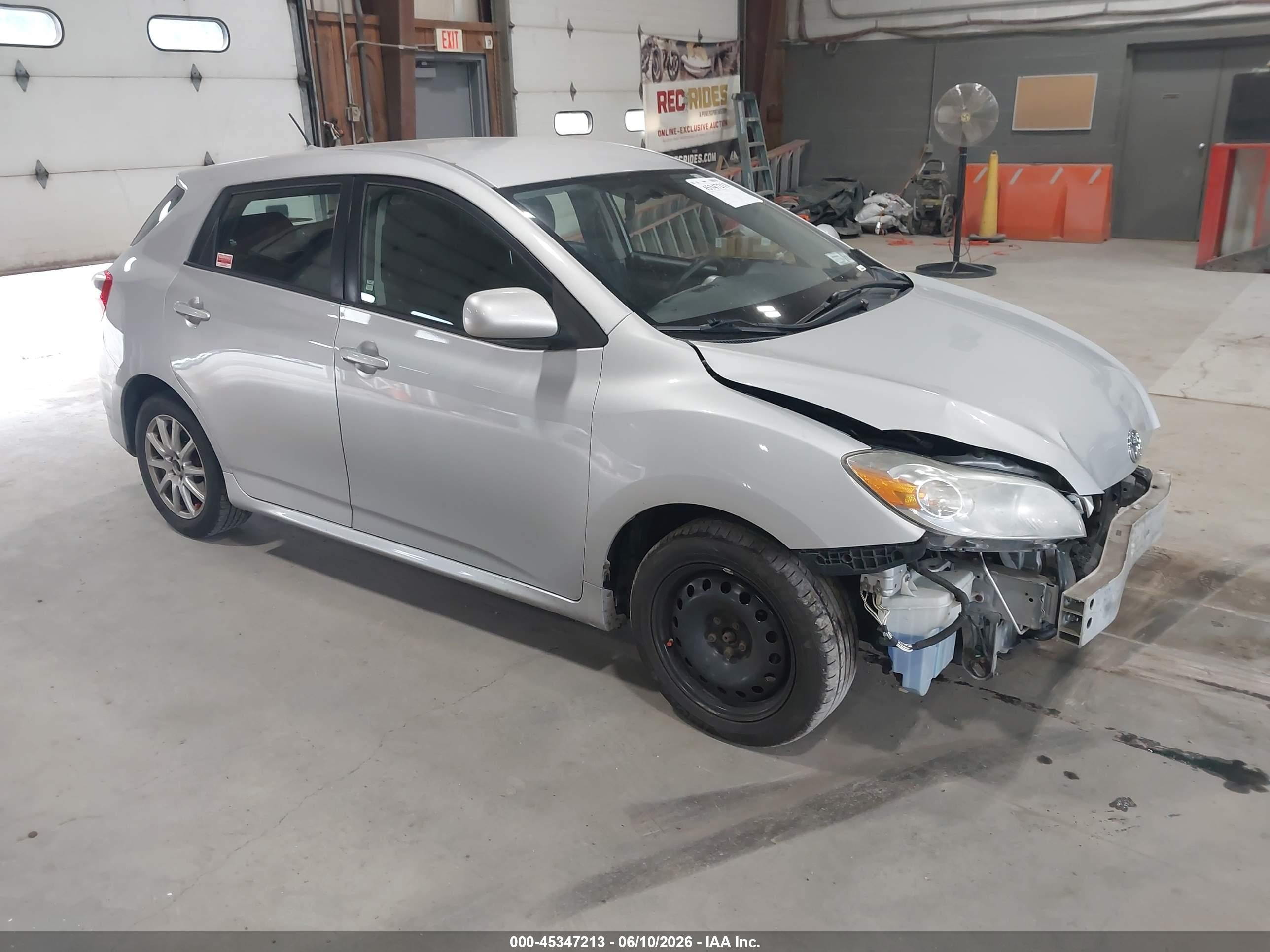 2009 Toyota Matrix   Gray vin: 2T1KU40E89C087276