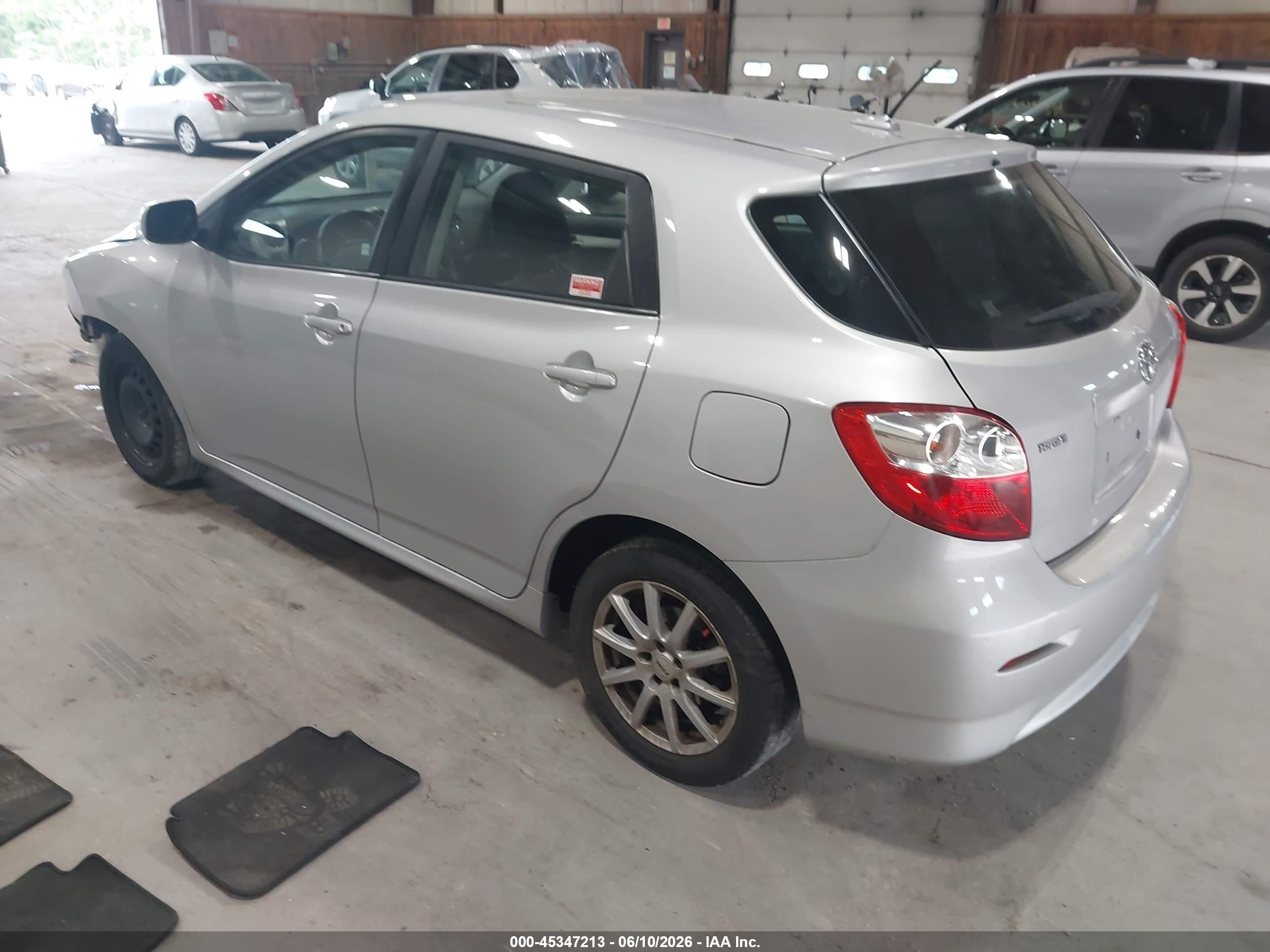 2009 Toyota Matrix   Серый vin: 2T1KU40E89C087276