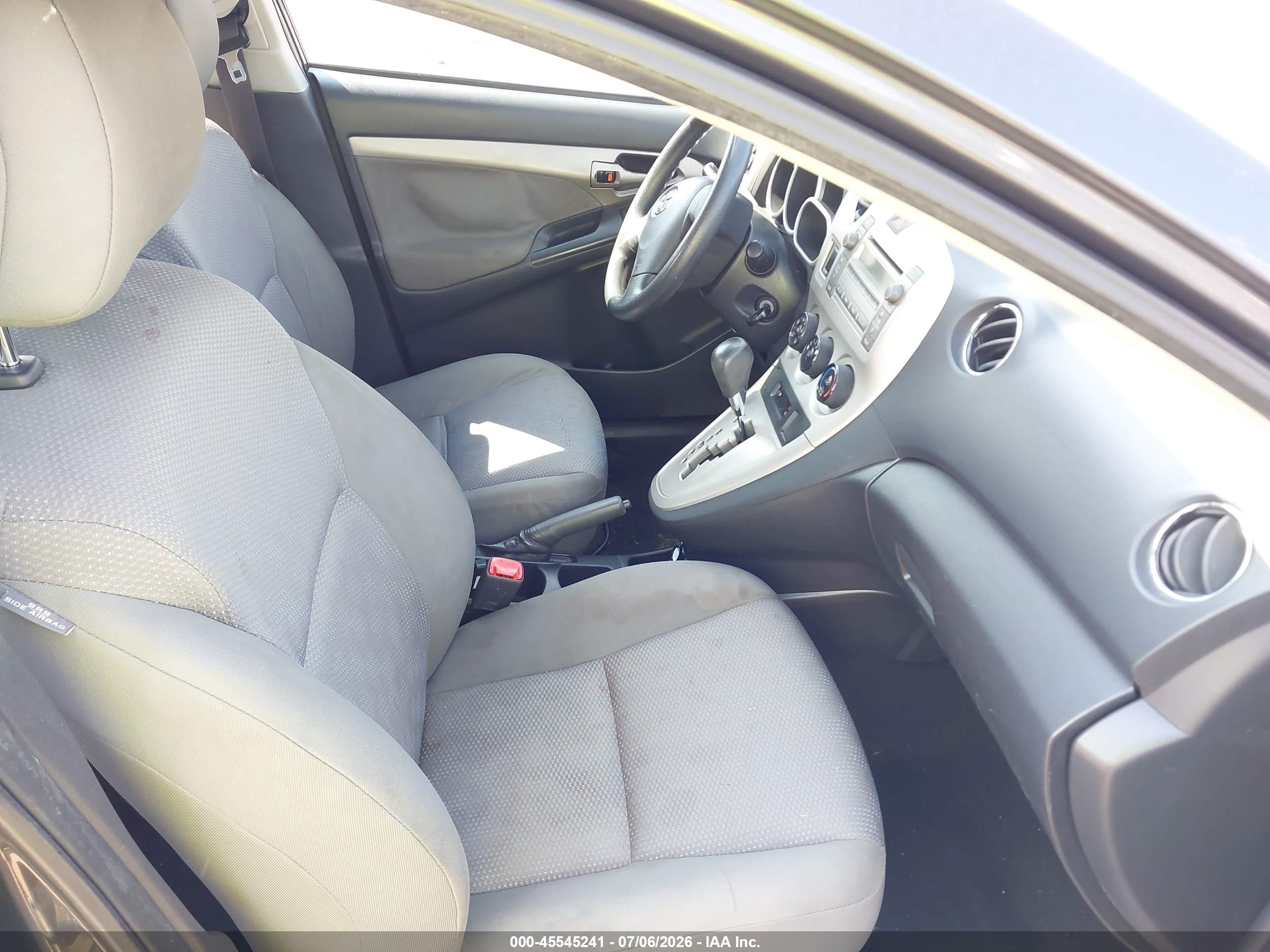 2009 Toyota Matrix   Gray vin: 2T1KU40E89C123953