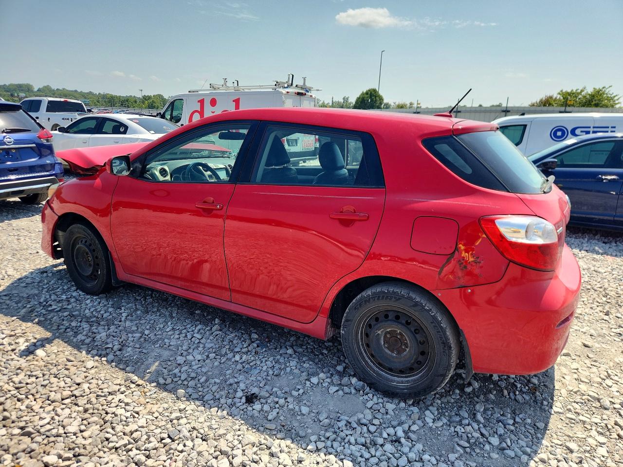 2009 Toyota Matrix Base Red vin: 2T1KU40E99C002588
