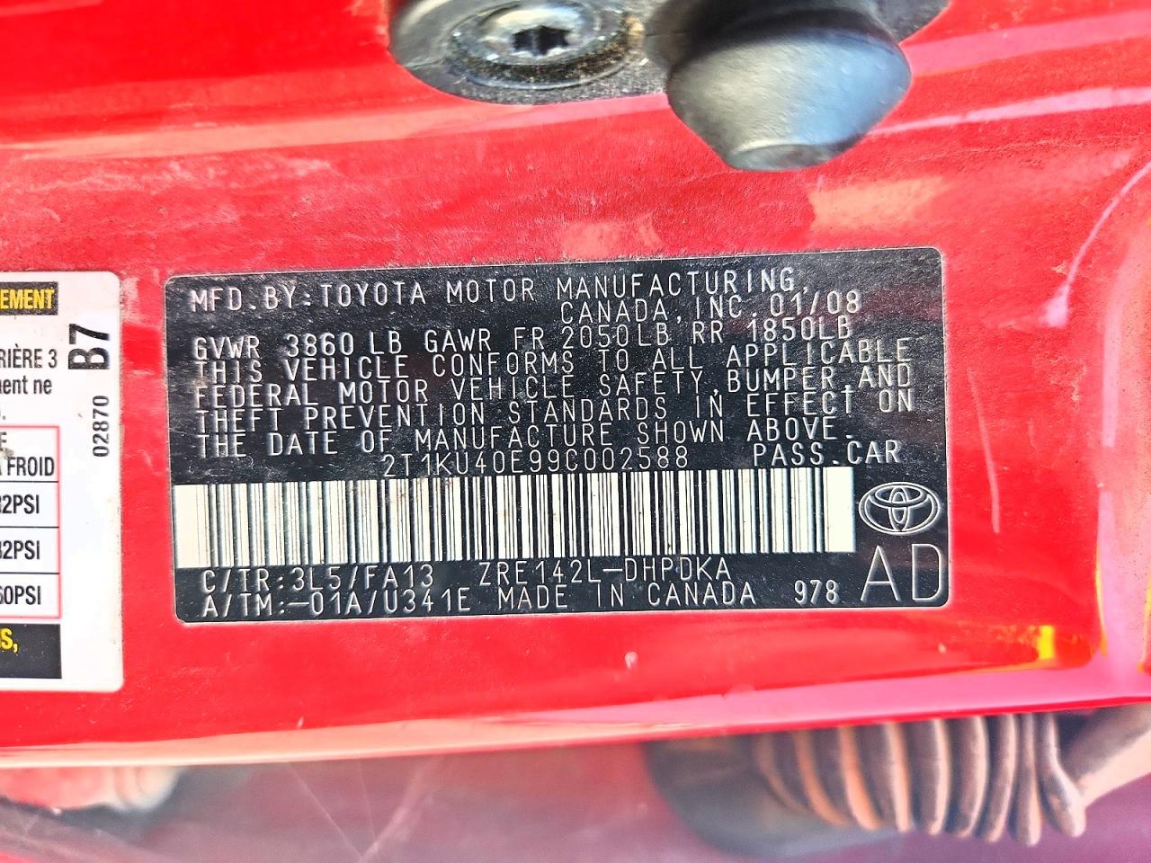 2009 Toyota Matrix Base Red vin: 2T1KU40E99C002588