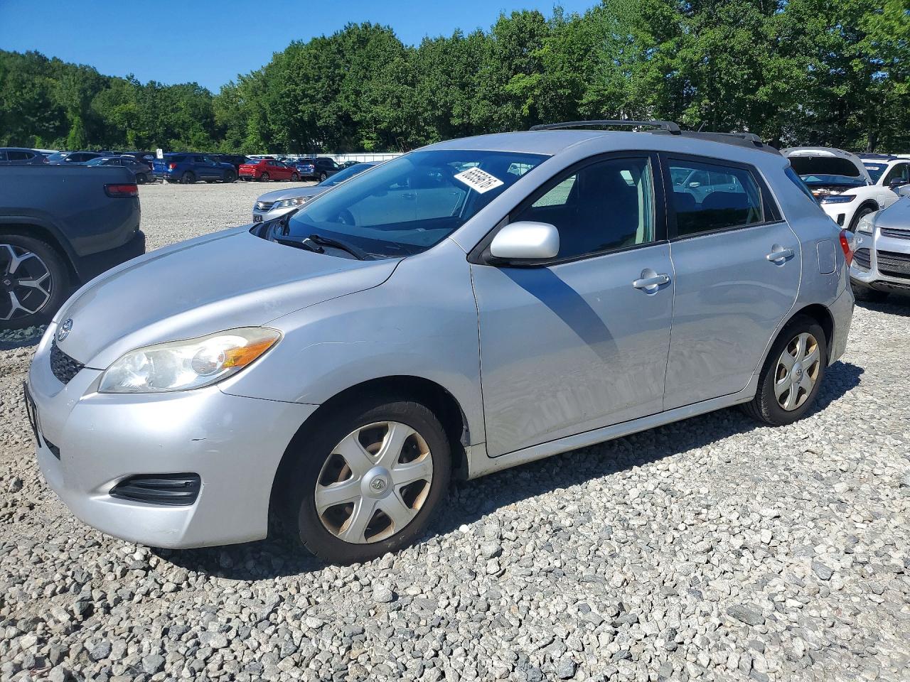 2009 Toyota Matrix Base Silver vin: 2T1KU40E99C015969